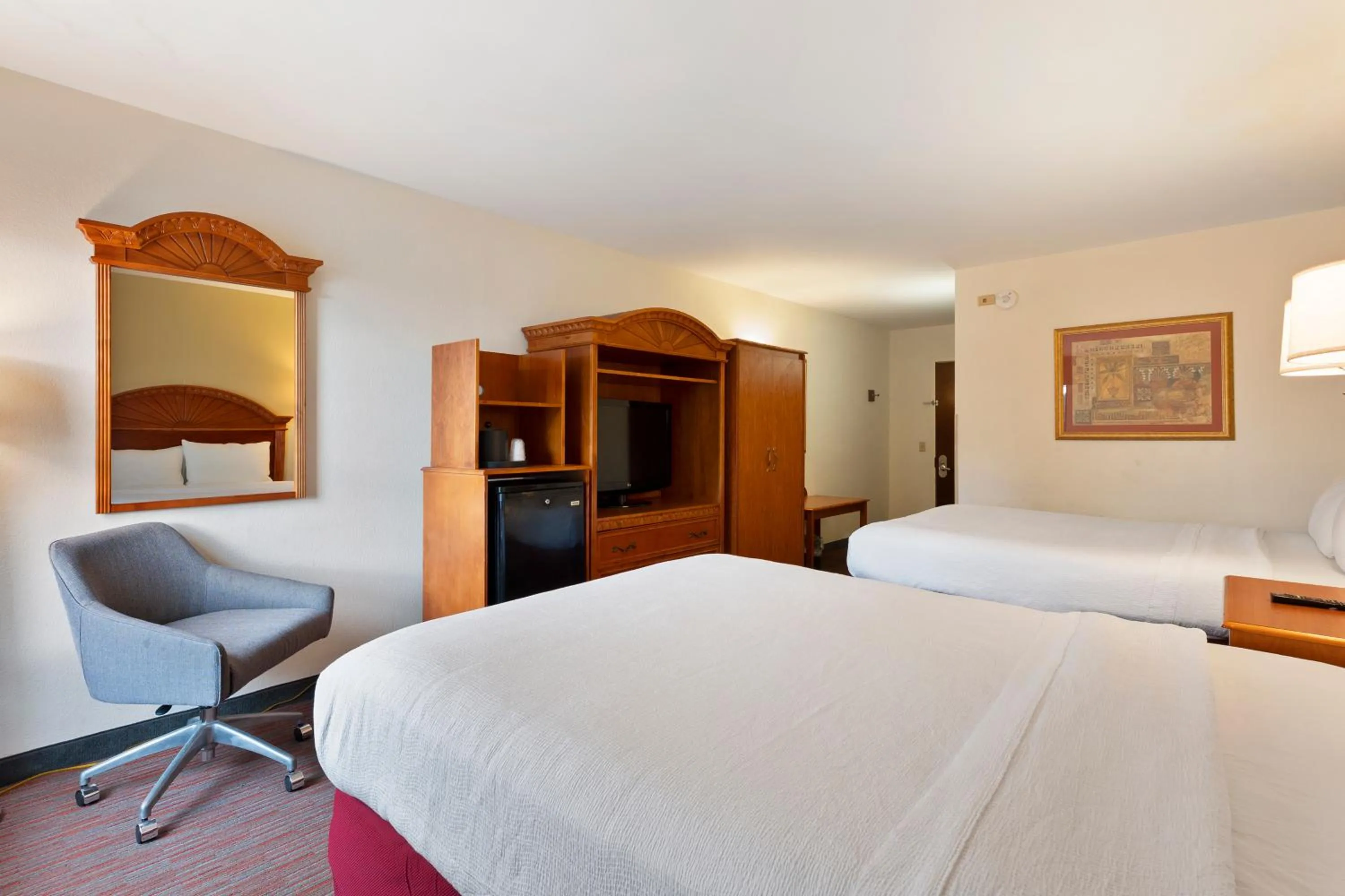 Queen Room - Disability Access in Orlando Palms