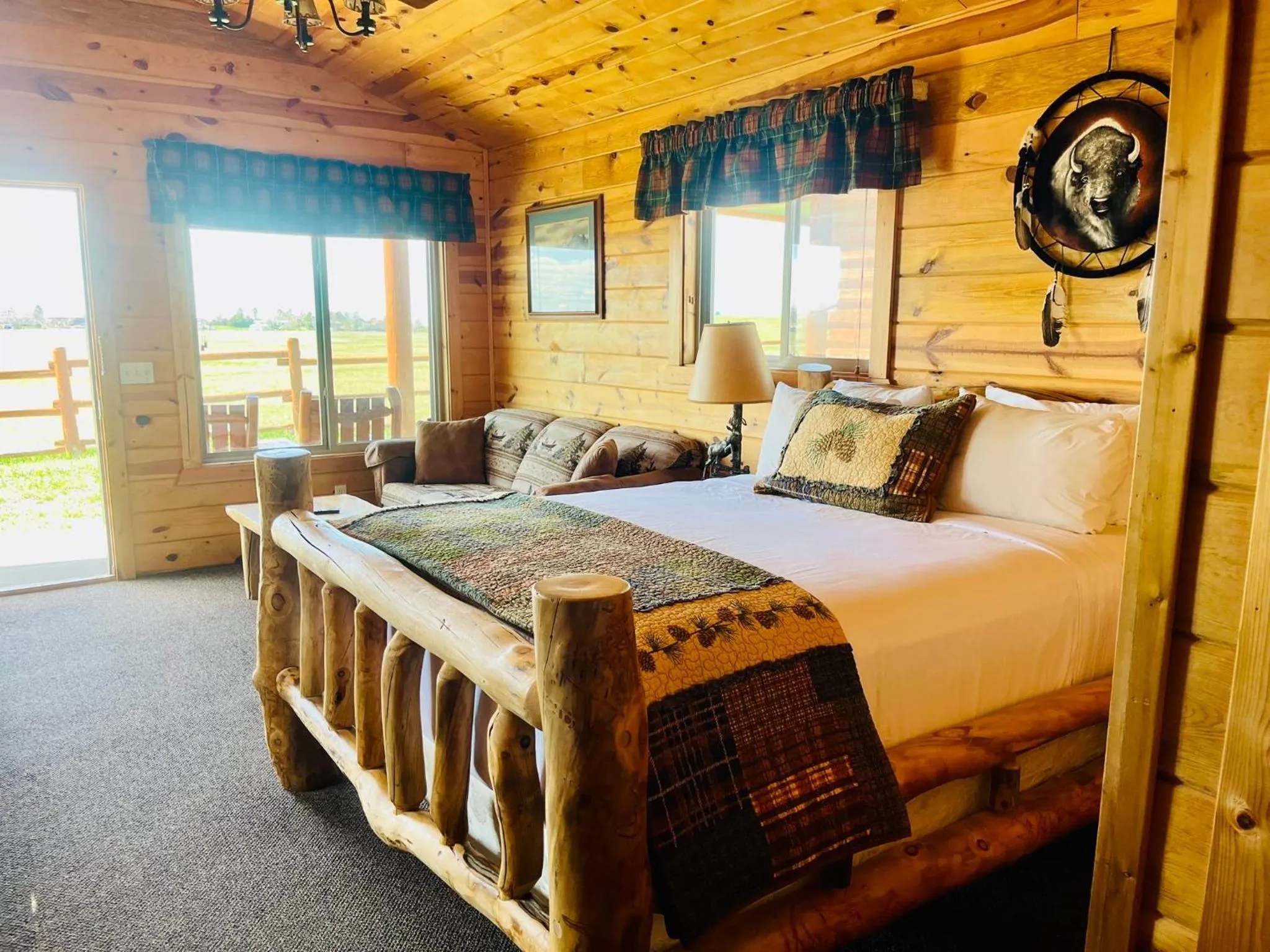 Queen Suite in Badlands Frontier Cabins