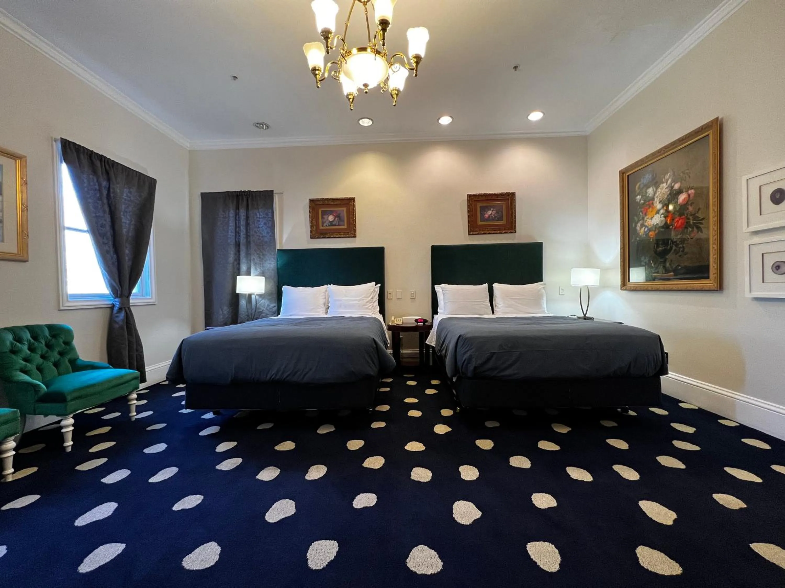 Deluxe Double Room in Sterling Hotel