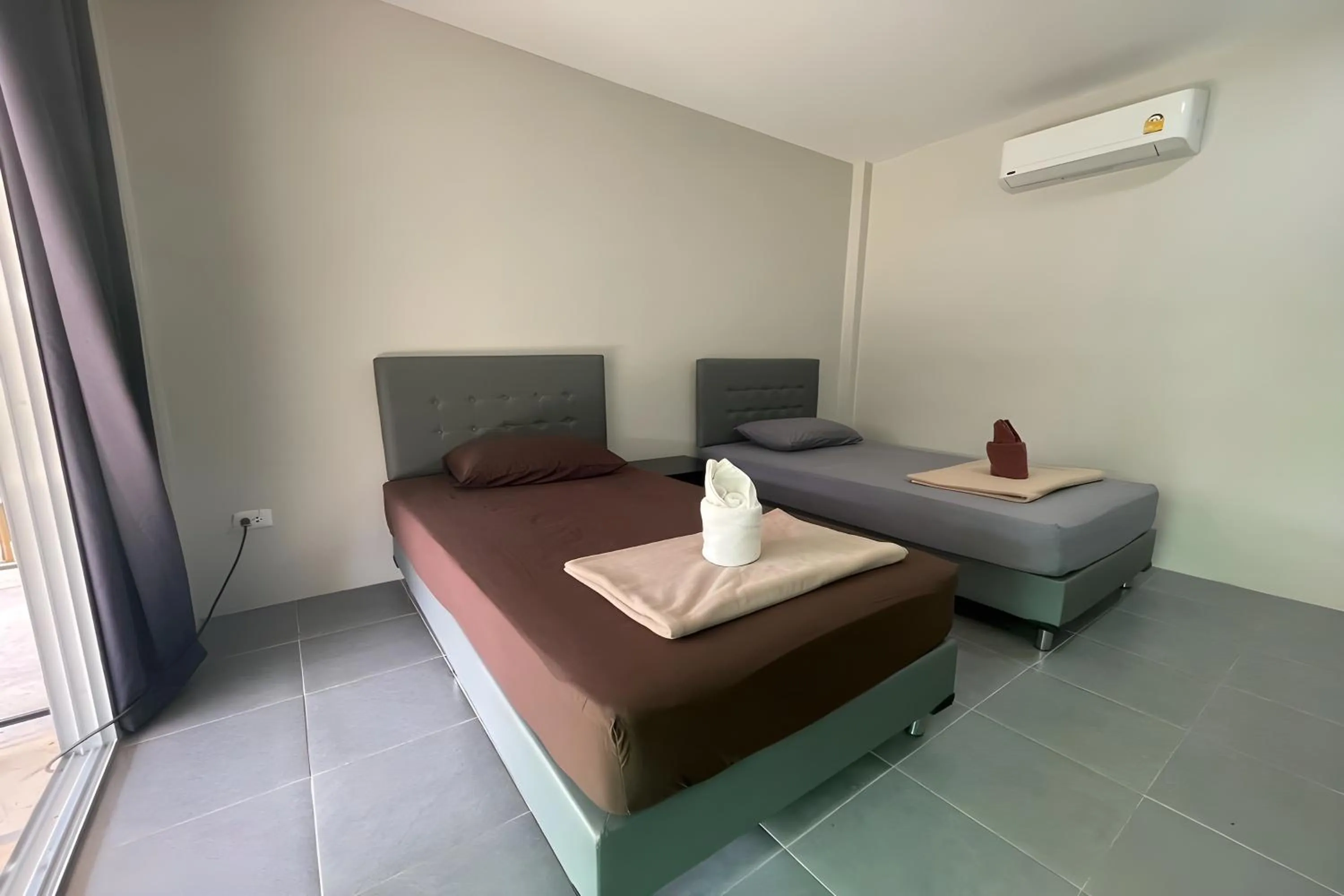 Twin Room with Garden View in Davy Cottage Phuket