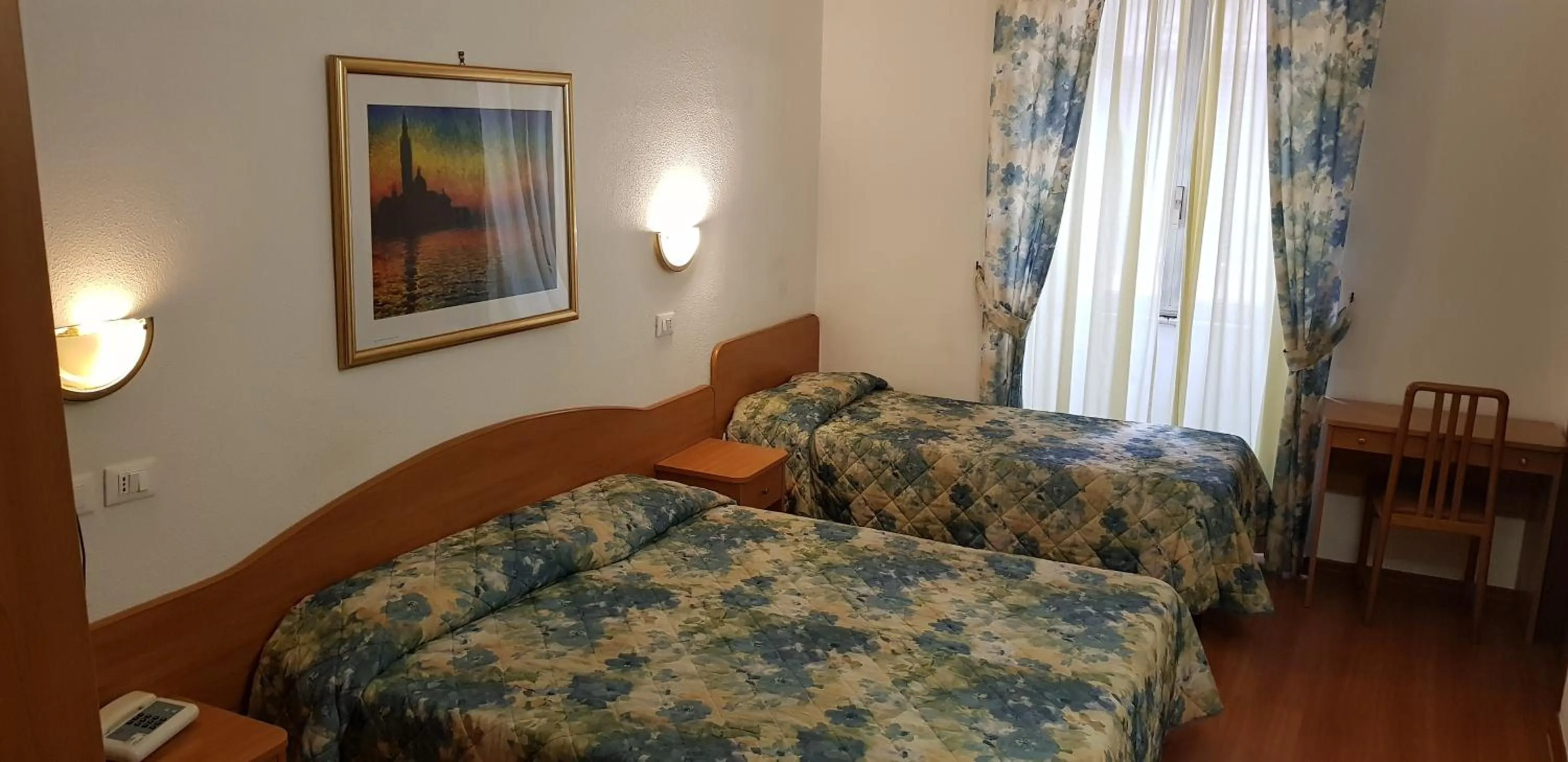 Triple Room in Hotel Tirreno