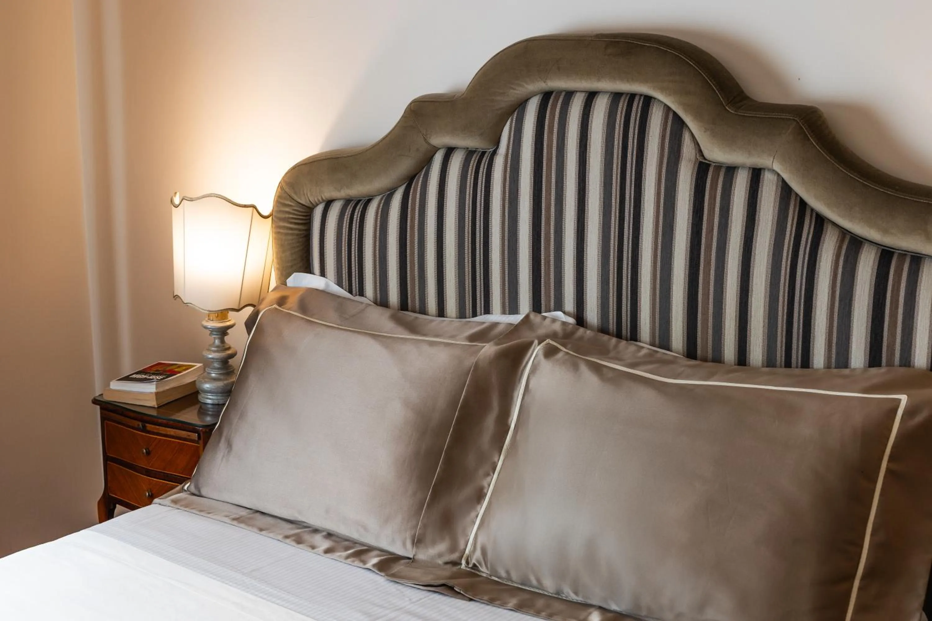 Classic Double Room for Single Use in Hotel Forum