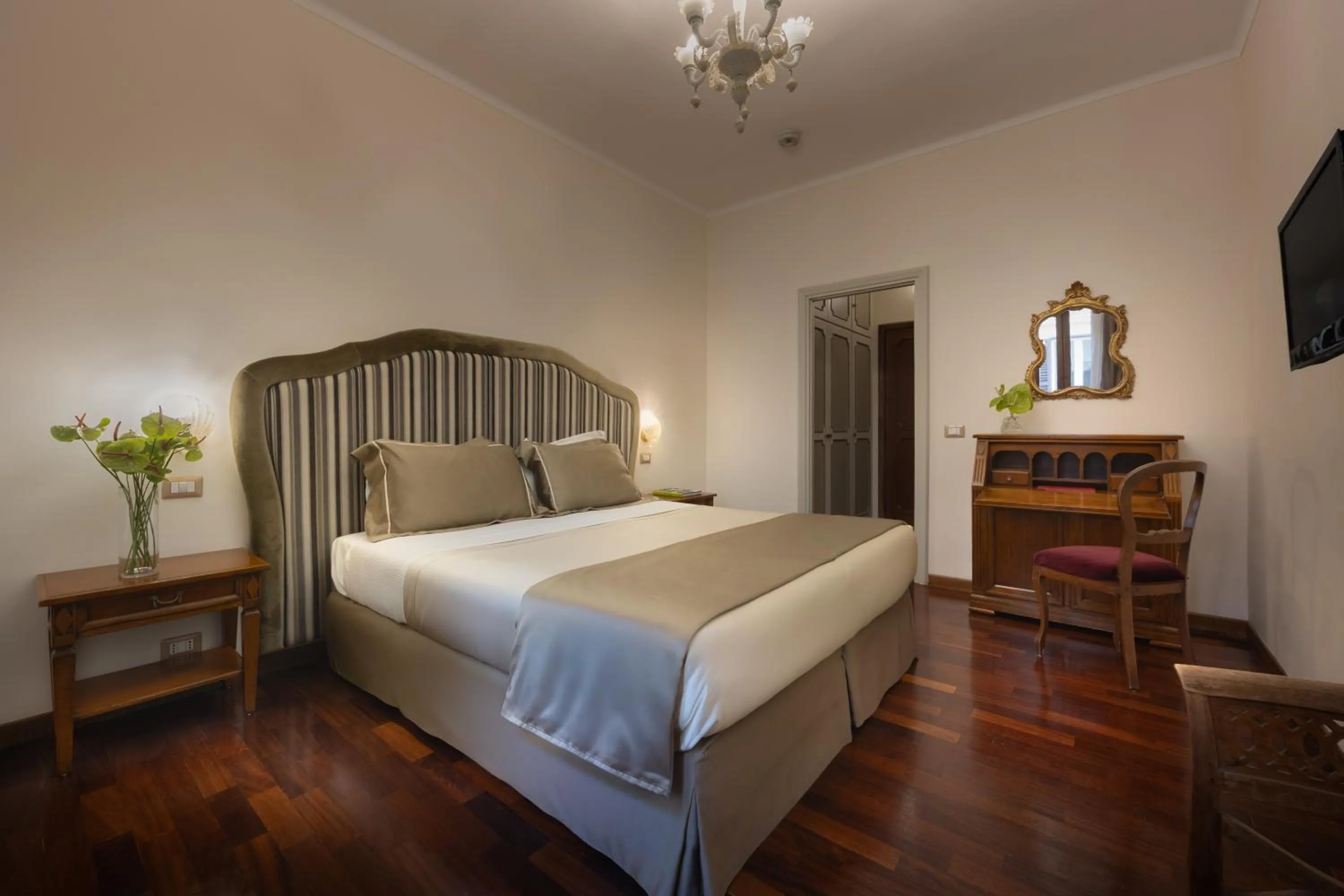 Classic Double or Twin Room in Hotel Forum