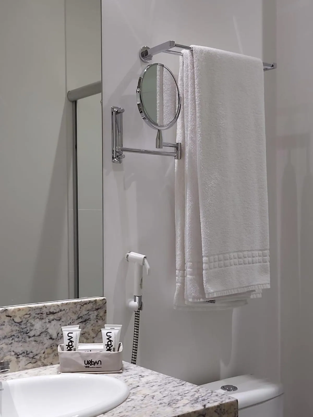 Deluxe Apartment - single occupancy in URBAN by UNU Osasco Hotel