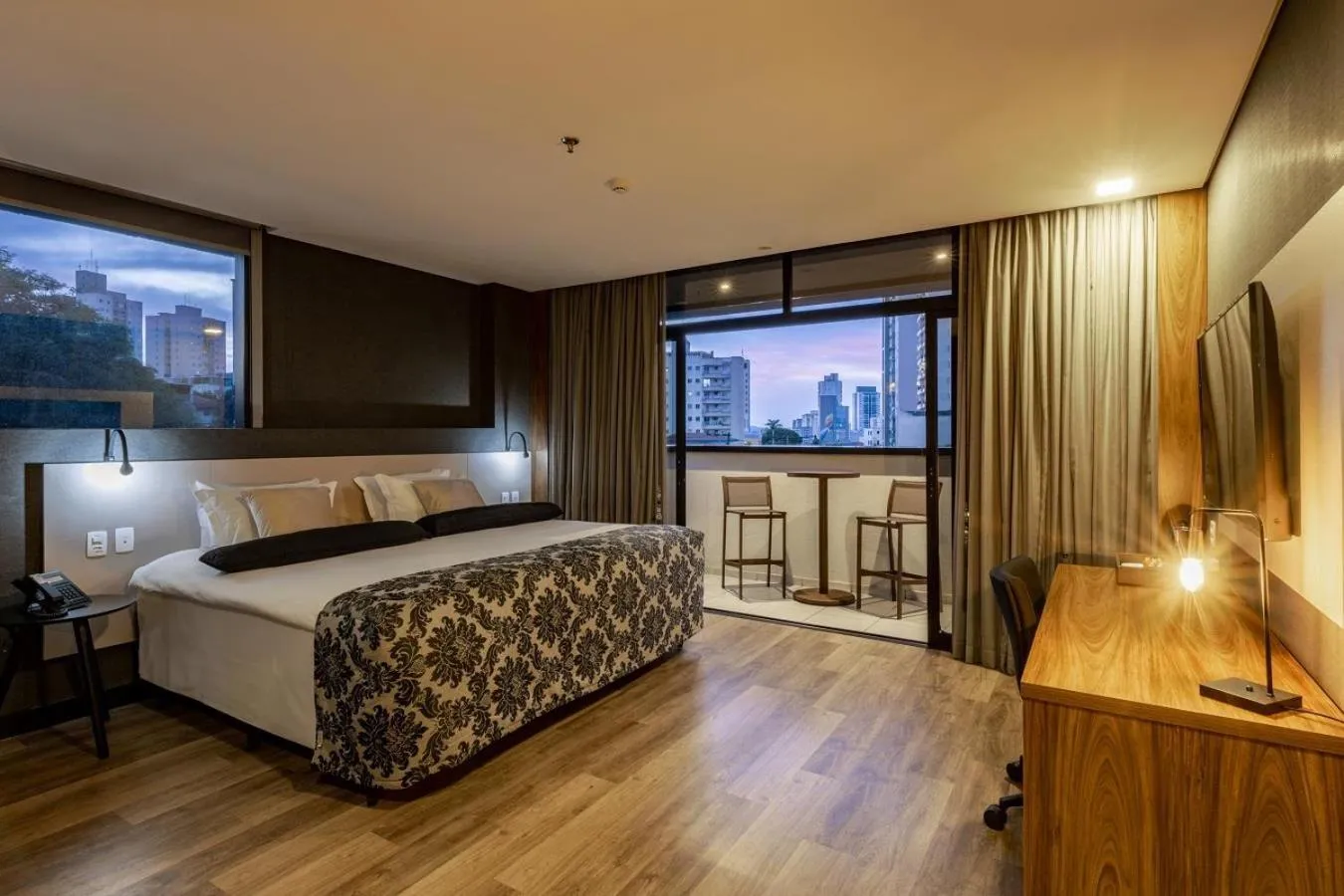 Deluxe King Suite - single occupancy in URBAN by UNU Osasco Hotel