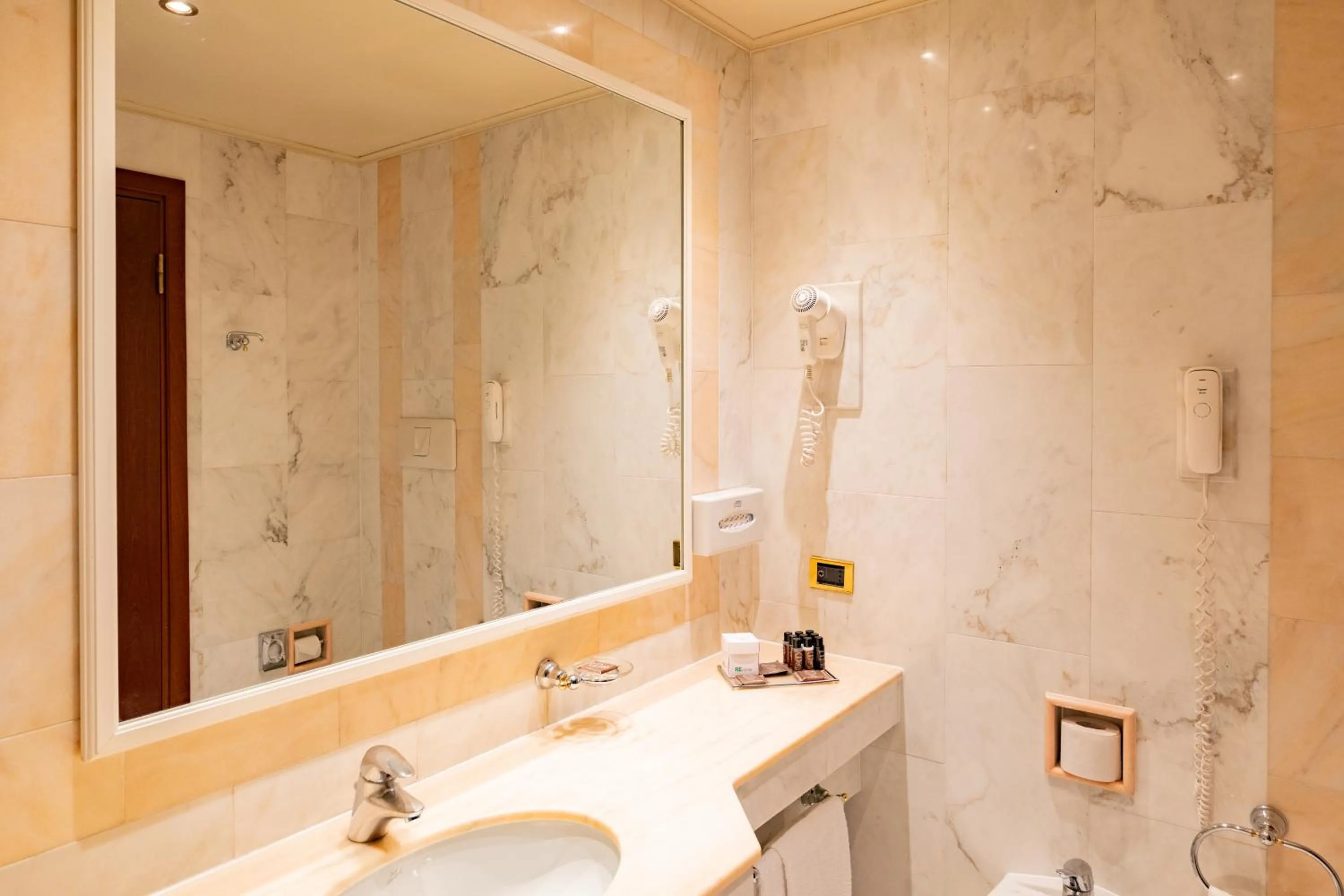 Superior Double Room in Hotel Internazionale