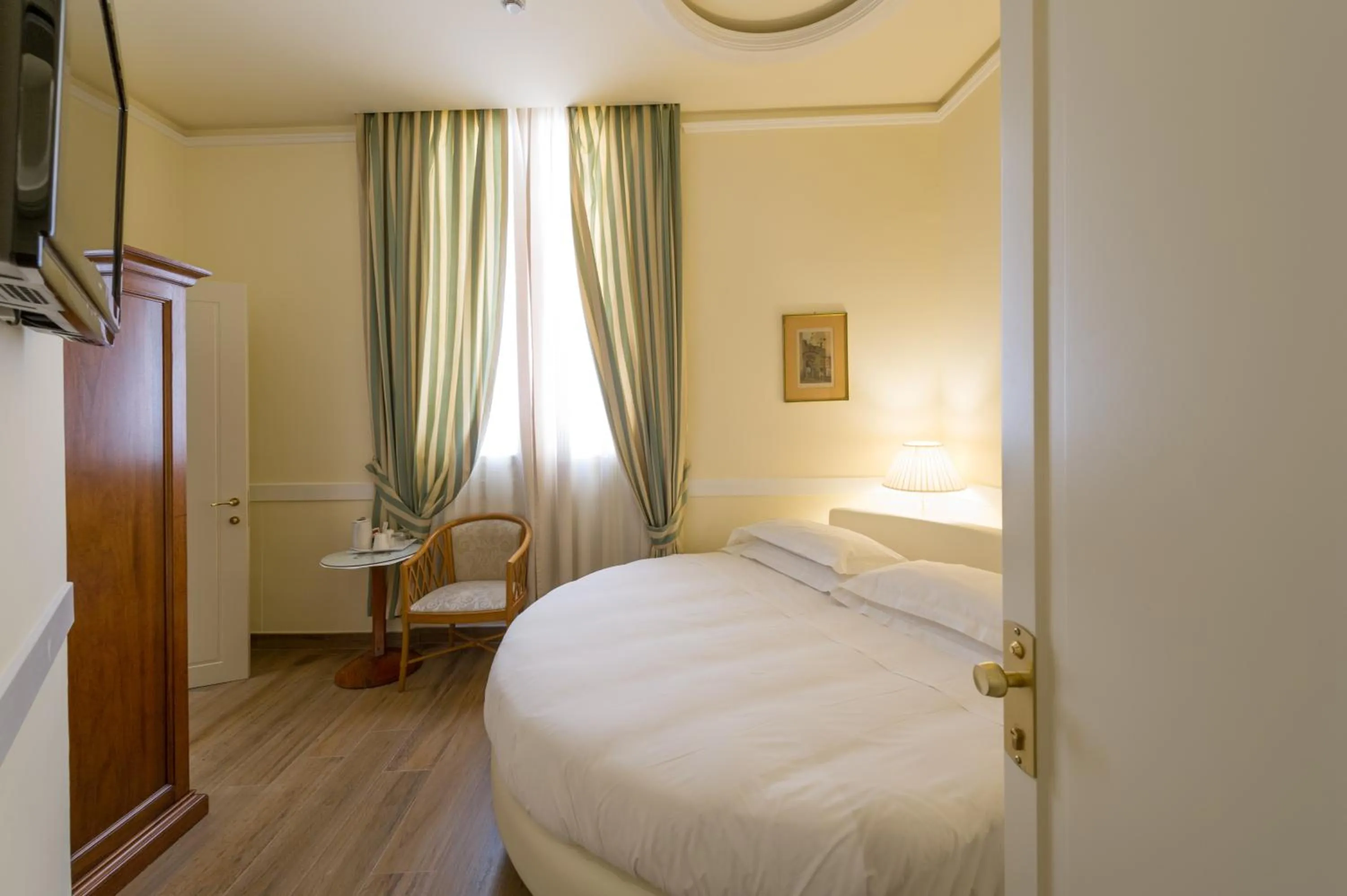 Single Room - single occupancy in Hotel Kraft