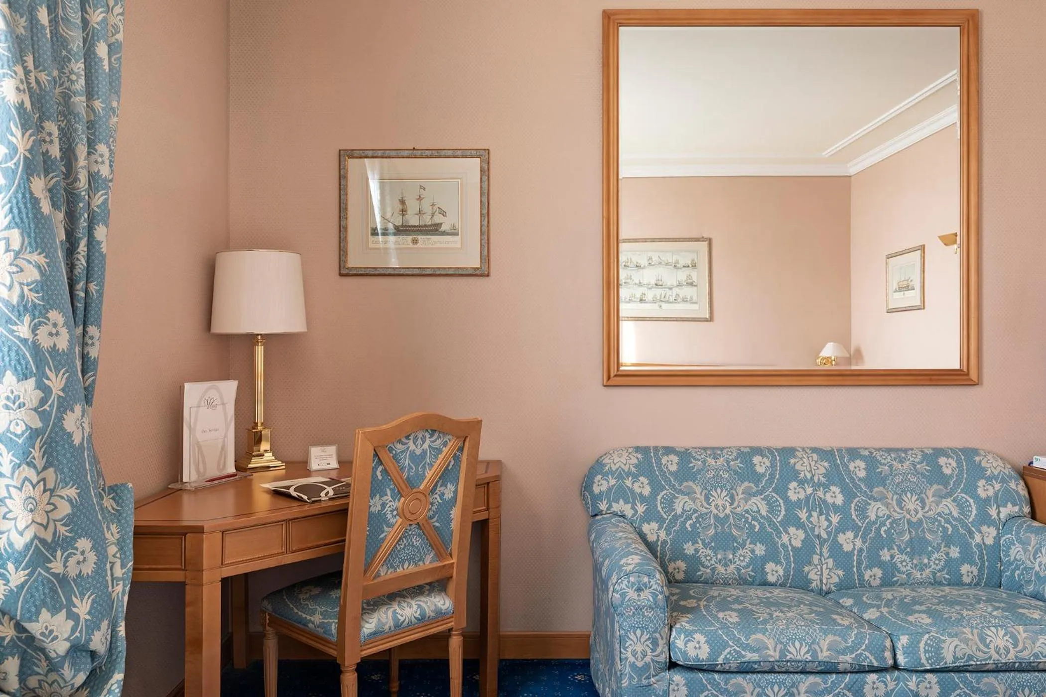 Twin Room in Royal Garden Assago Milano