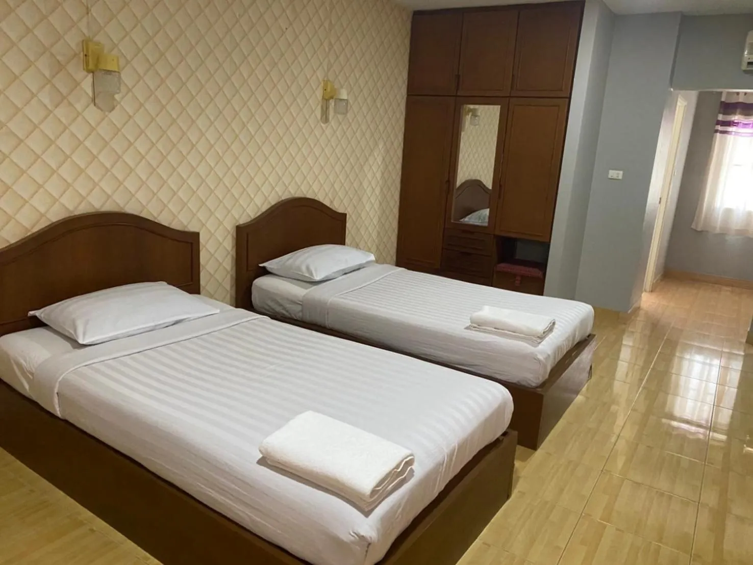 Superior Double or Twin Room in Green Beach Pattaya