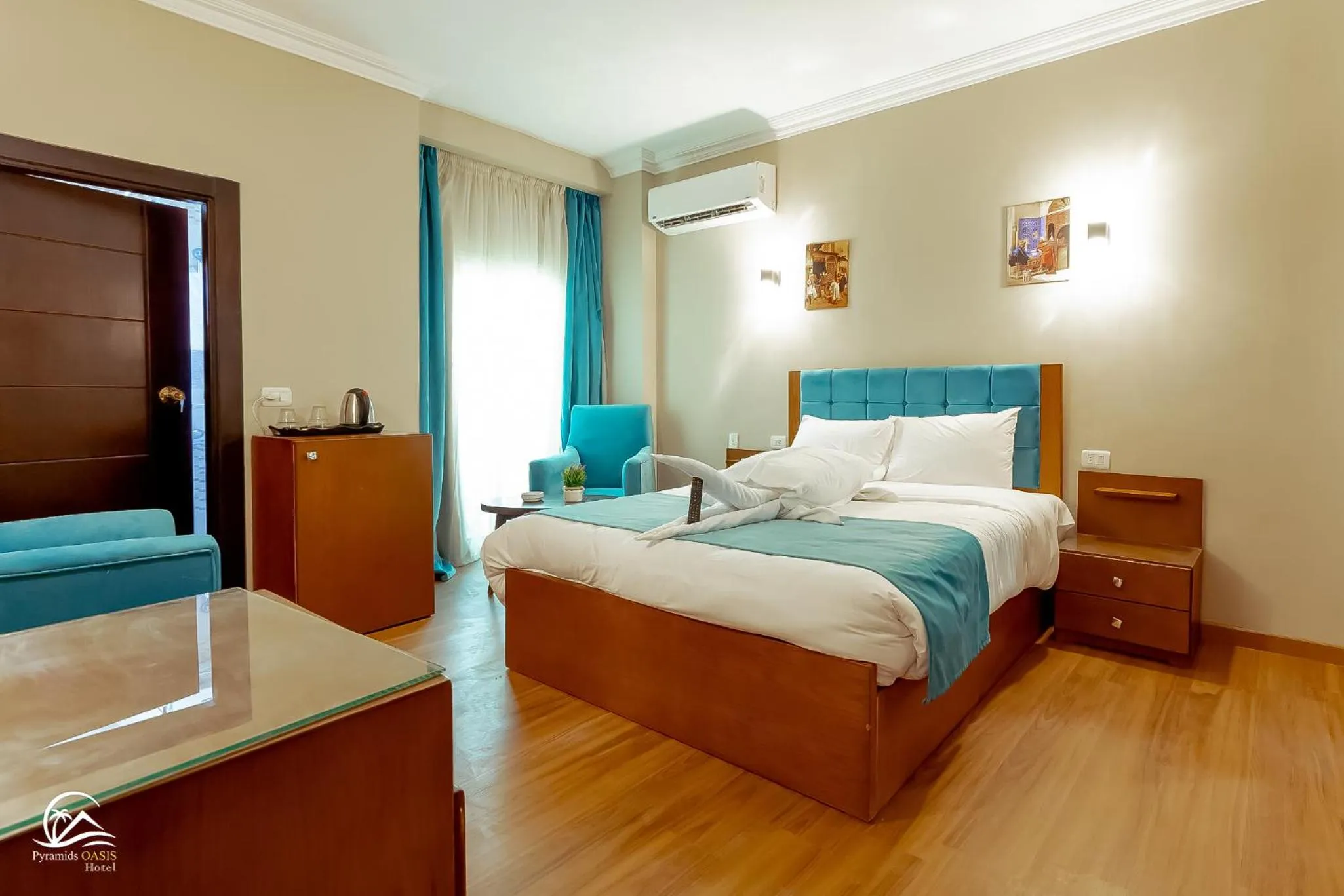 Deluxe Double Room with Pyramids View & Balcony - single occupancy in Pyramids Oasis Hotel