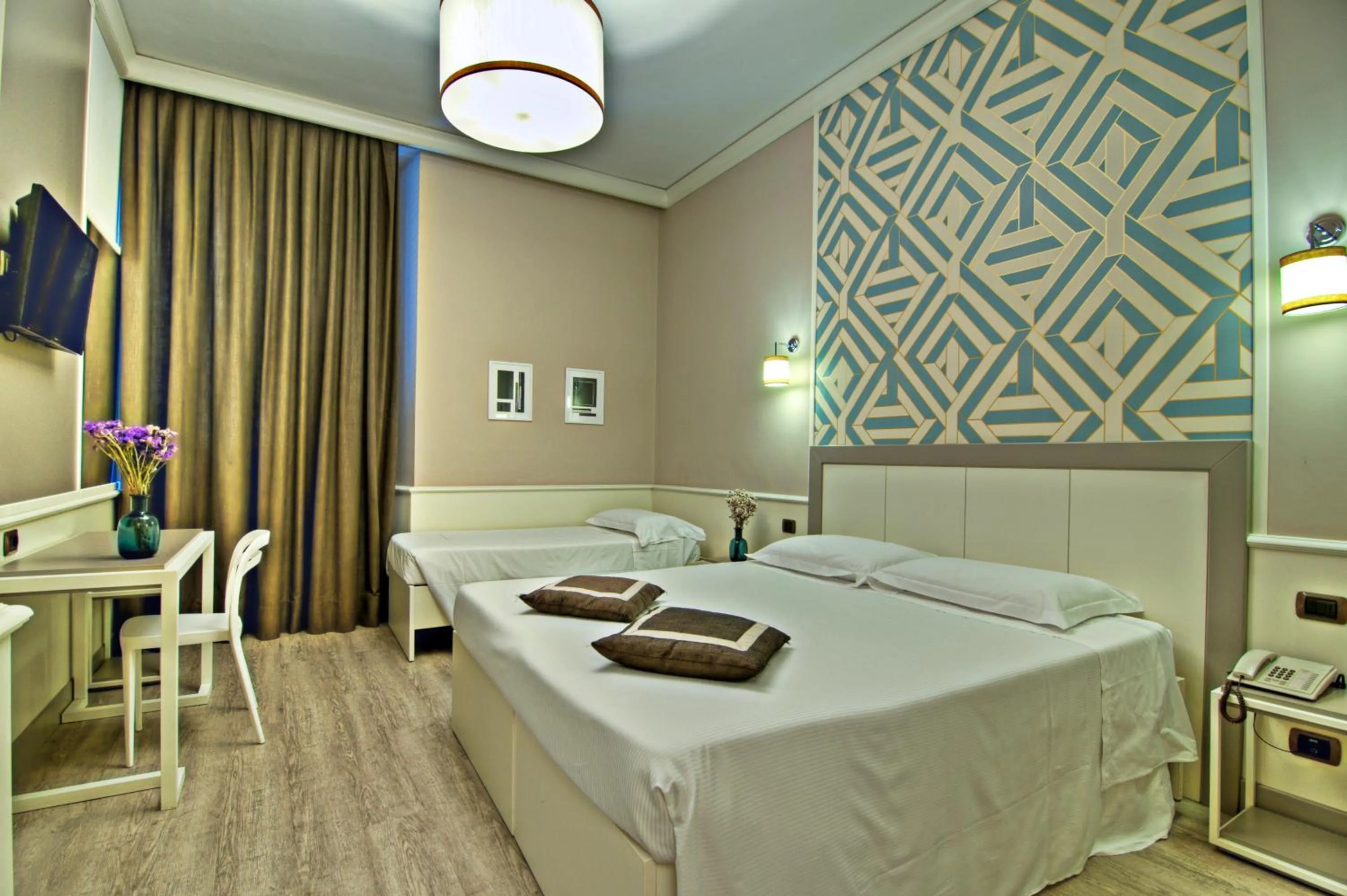 Triple Room in Hotel Golf