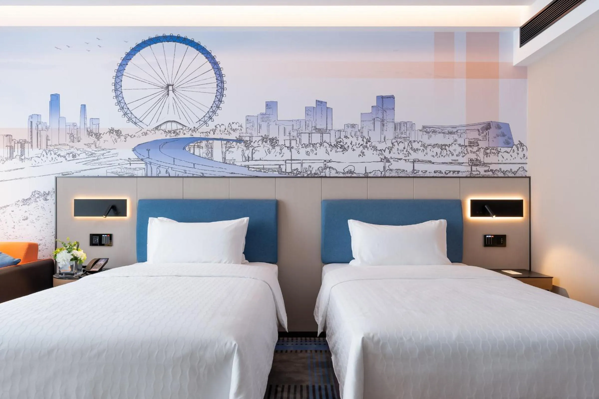 Deluxe Twin Room in Hampton by Hilton Guangzhou Jinshazhou