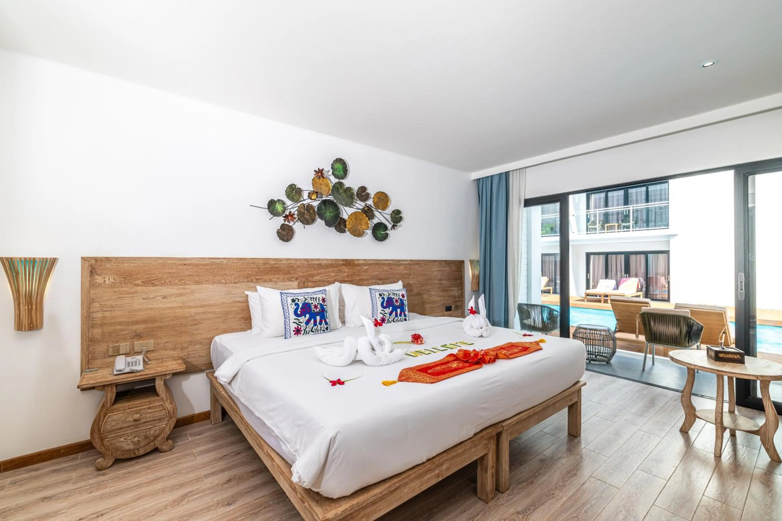 Grand Deluxe Poolside in Royal Yao Yai Island Beach Resort