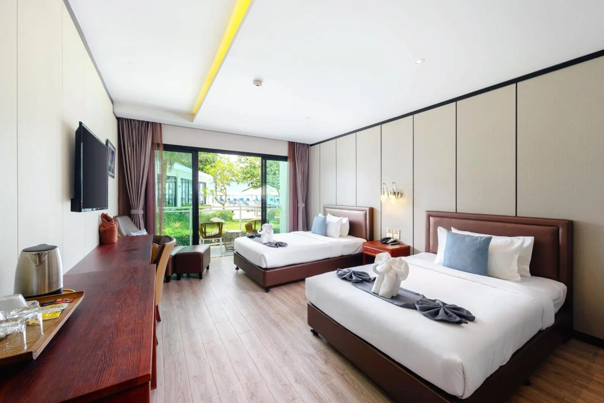 Grand Deluxe Twin in Royal Yao Yai Island Beach Resort