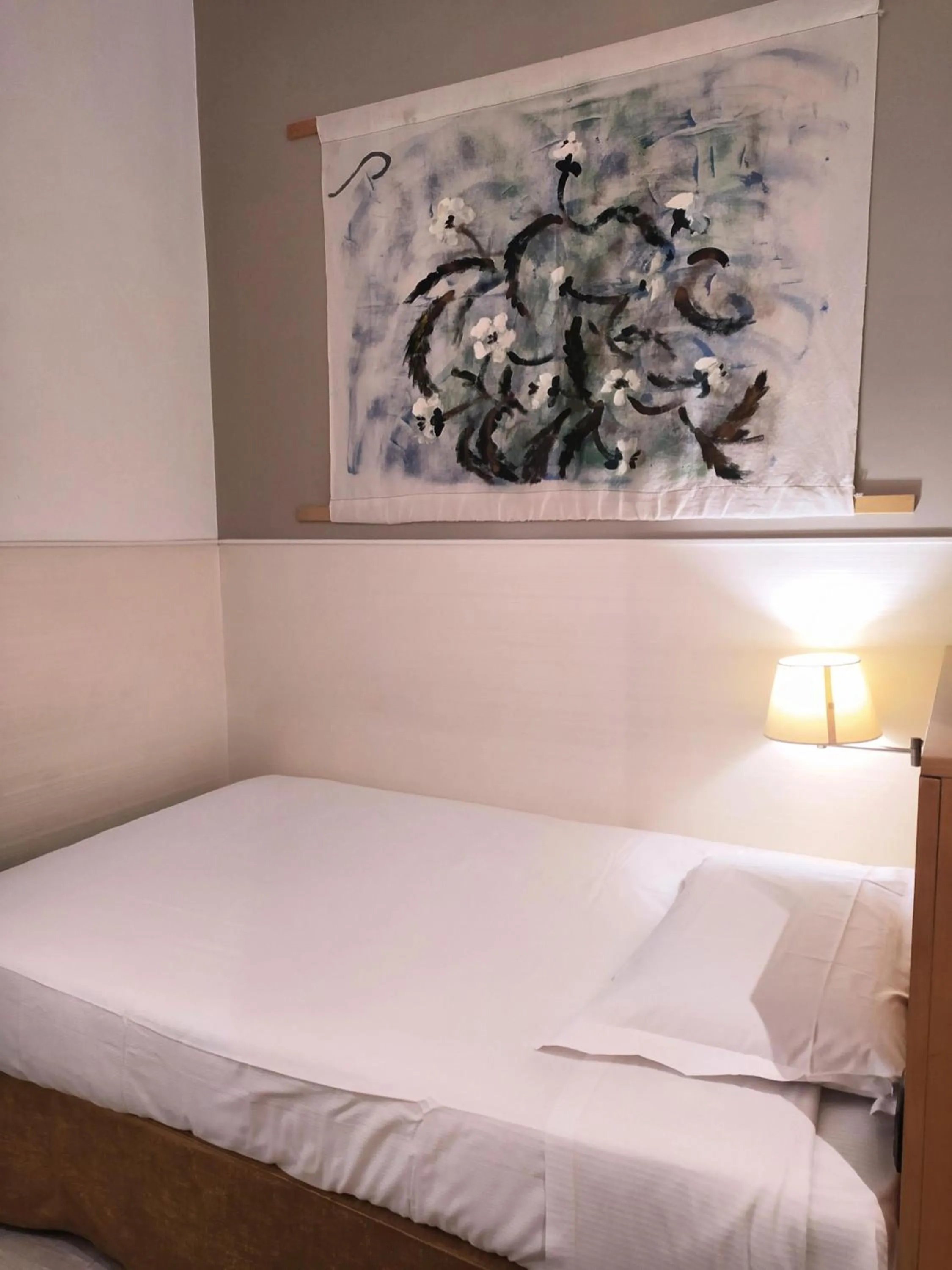 Single Room in Hotel Aphrodite