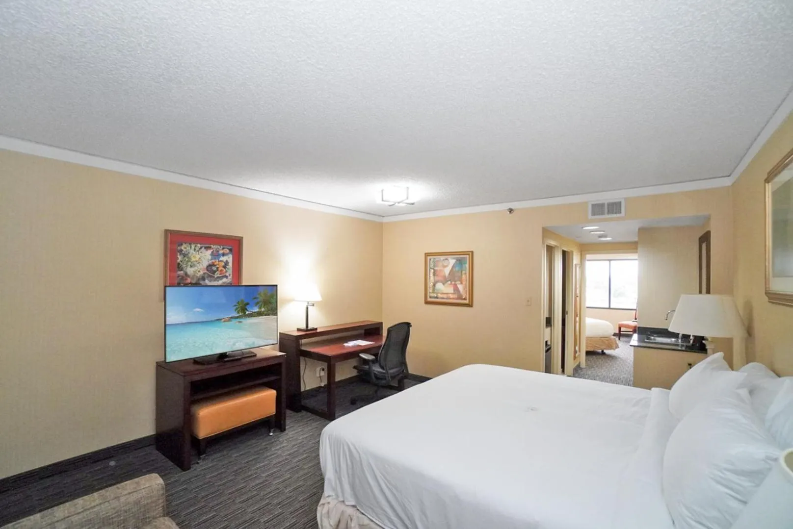 Two-Bedroom Suite in Harmony Suites Secaucus Meadowlands