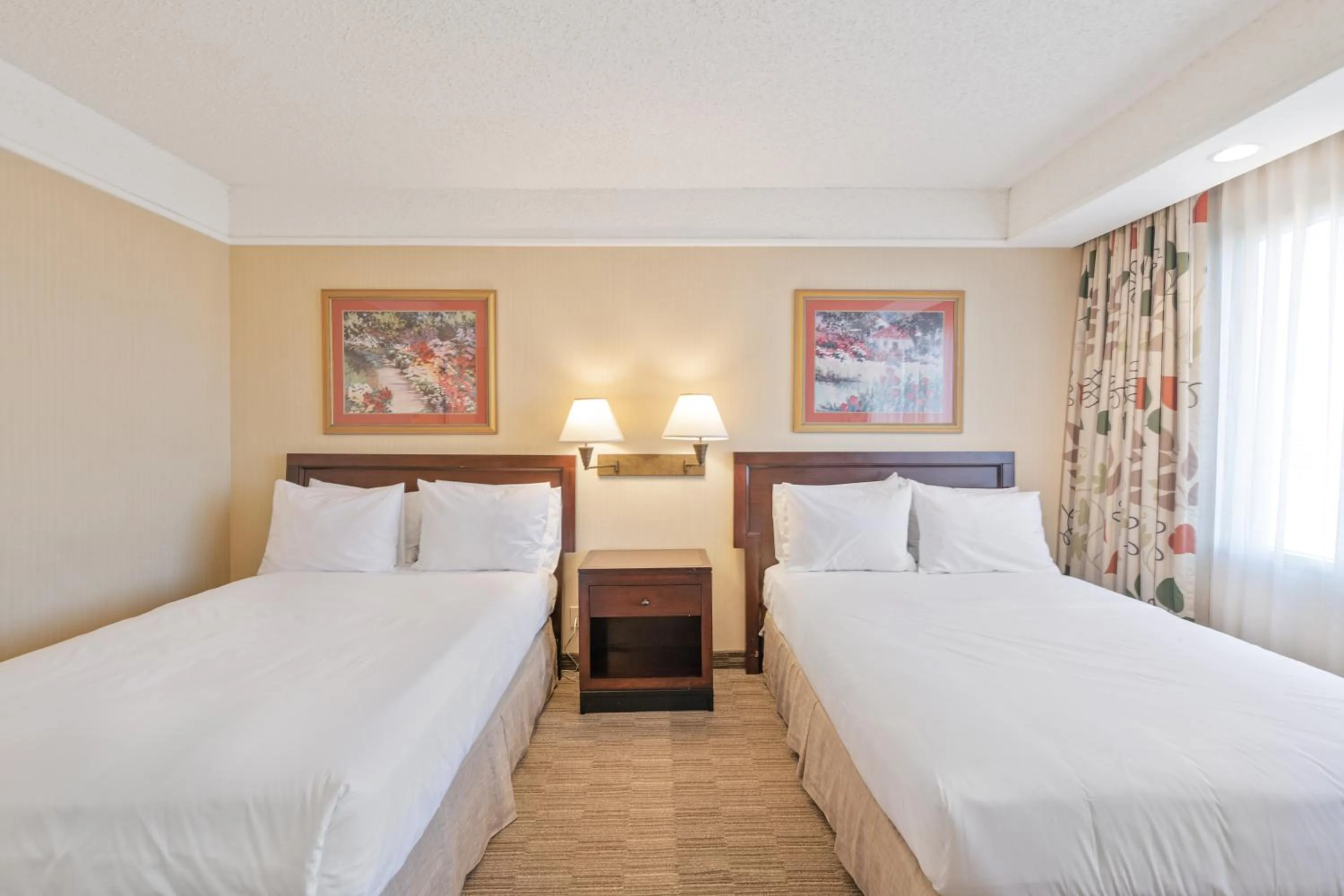 Superior Suite in Harmony Suites Secaucus Meadowlands