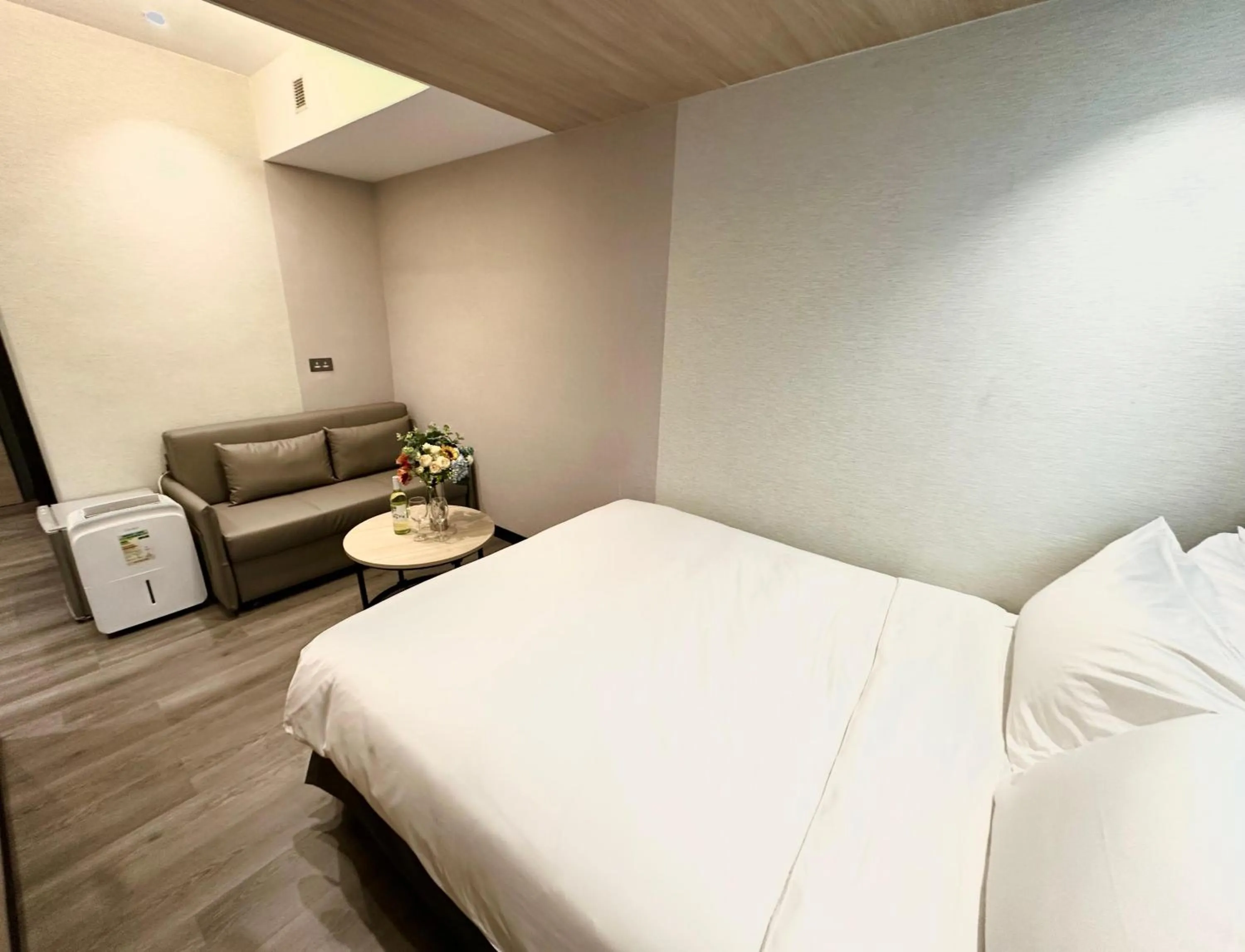 Superior Queen Room in Modena by Fraser Hong Kong