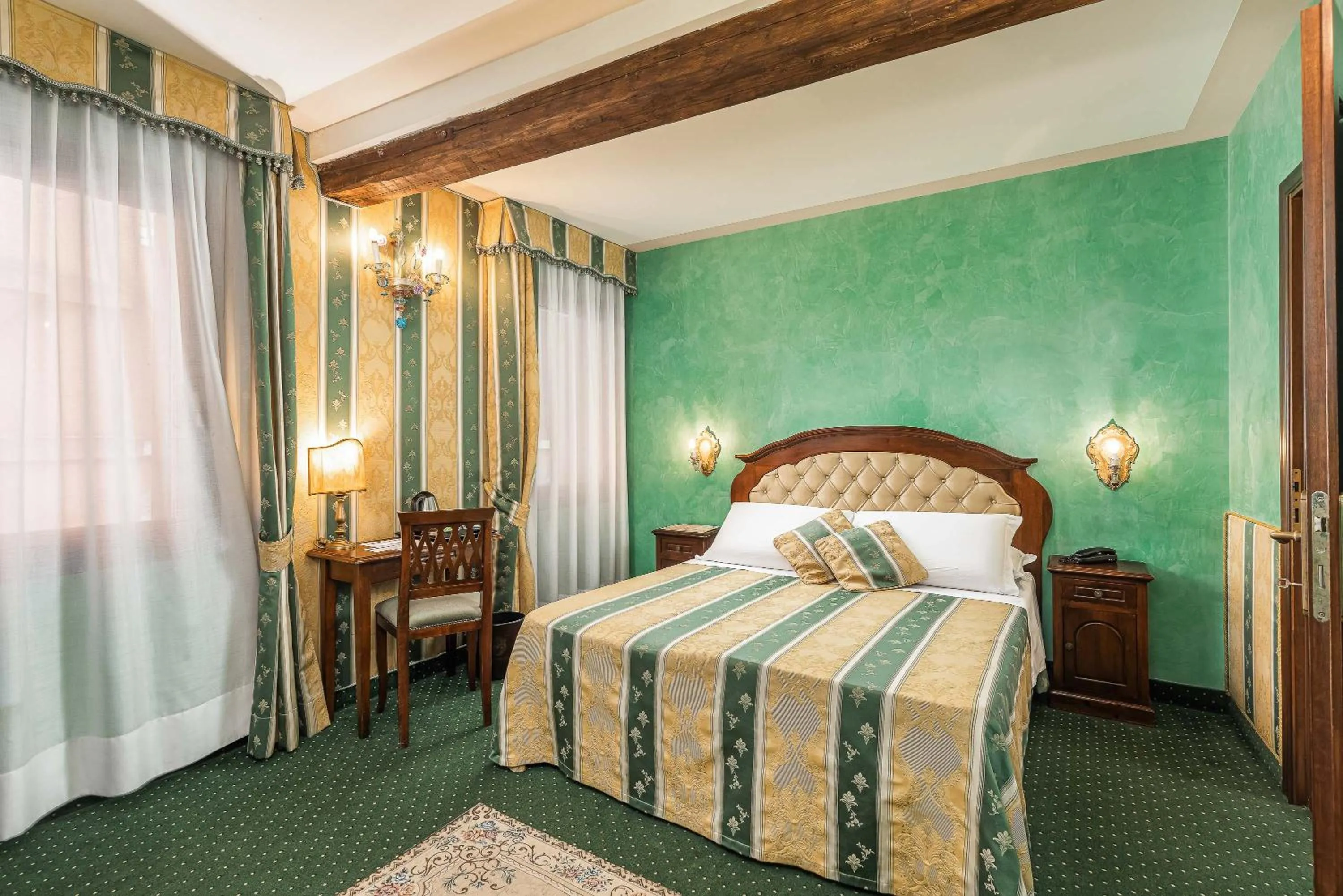 Superior Double or Twin Room in Hotel Marconi