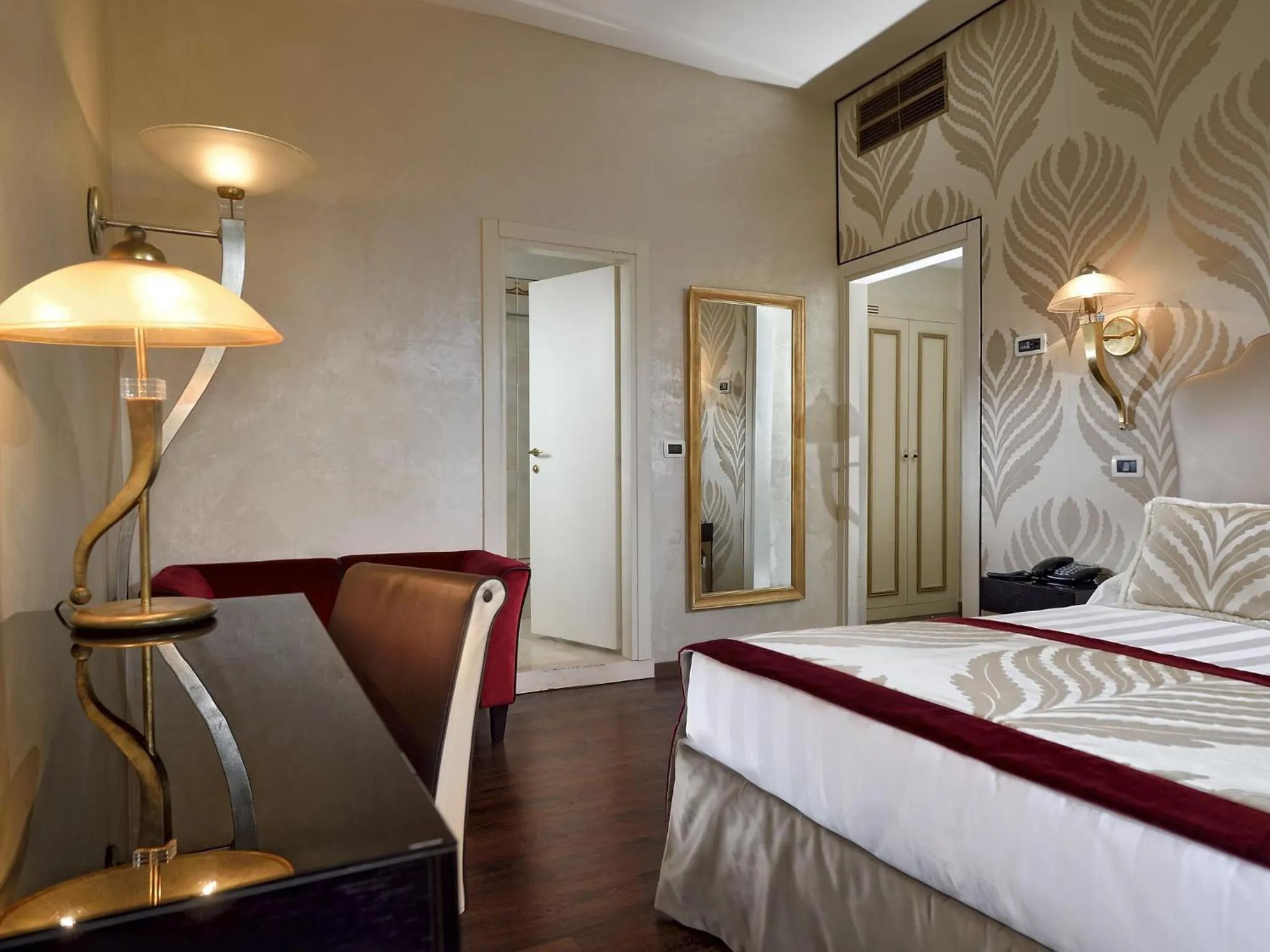 Superior Double or Twin Room in Hotel Principe