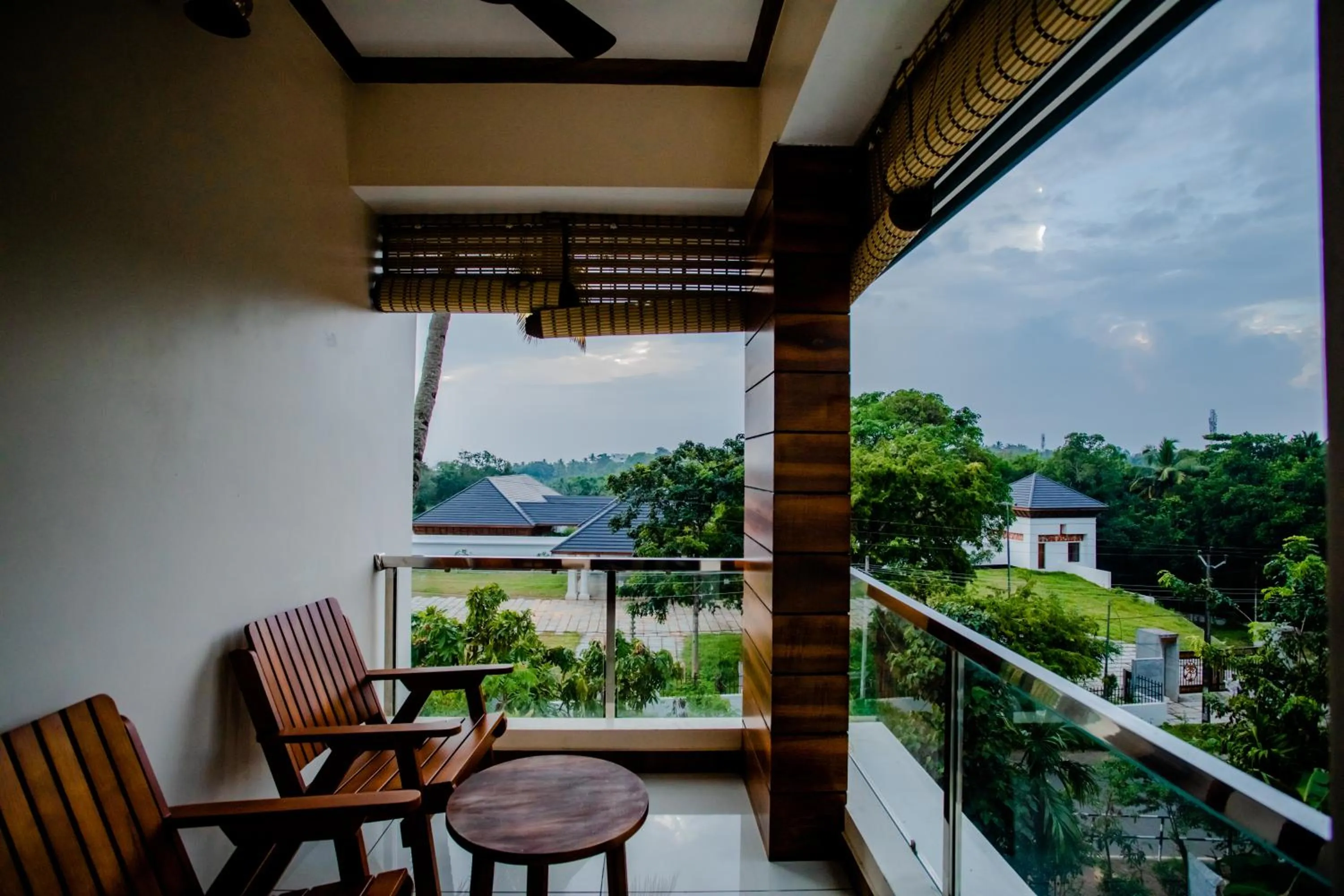 Two-Bedroom Apartment in Cliff Way Apartments