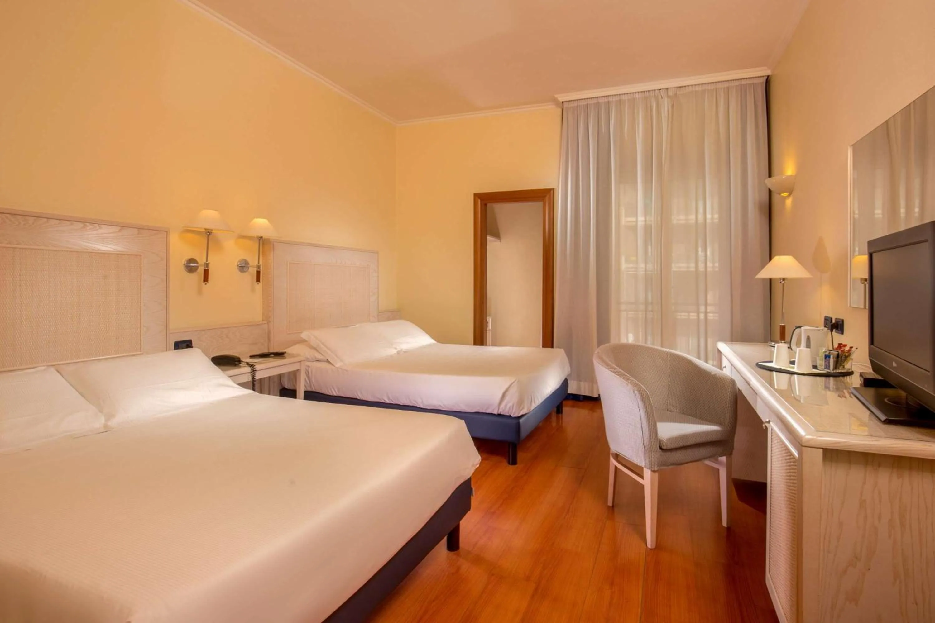 Quadruple Room in Best Western Hotel Globus