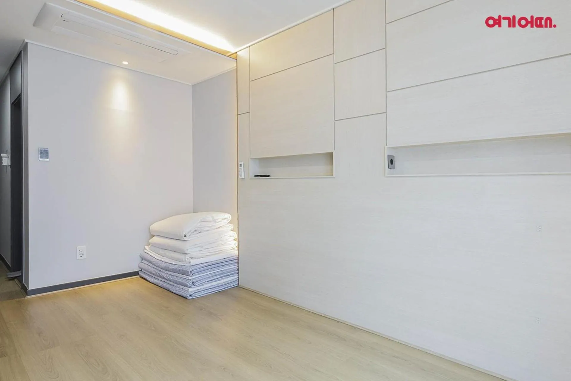 Korean-style Ondol Room in Griffinbay Hotel