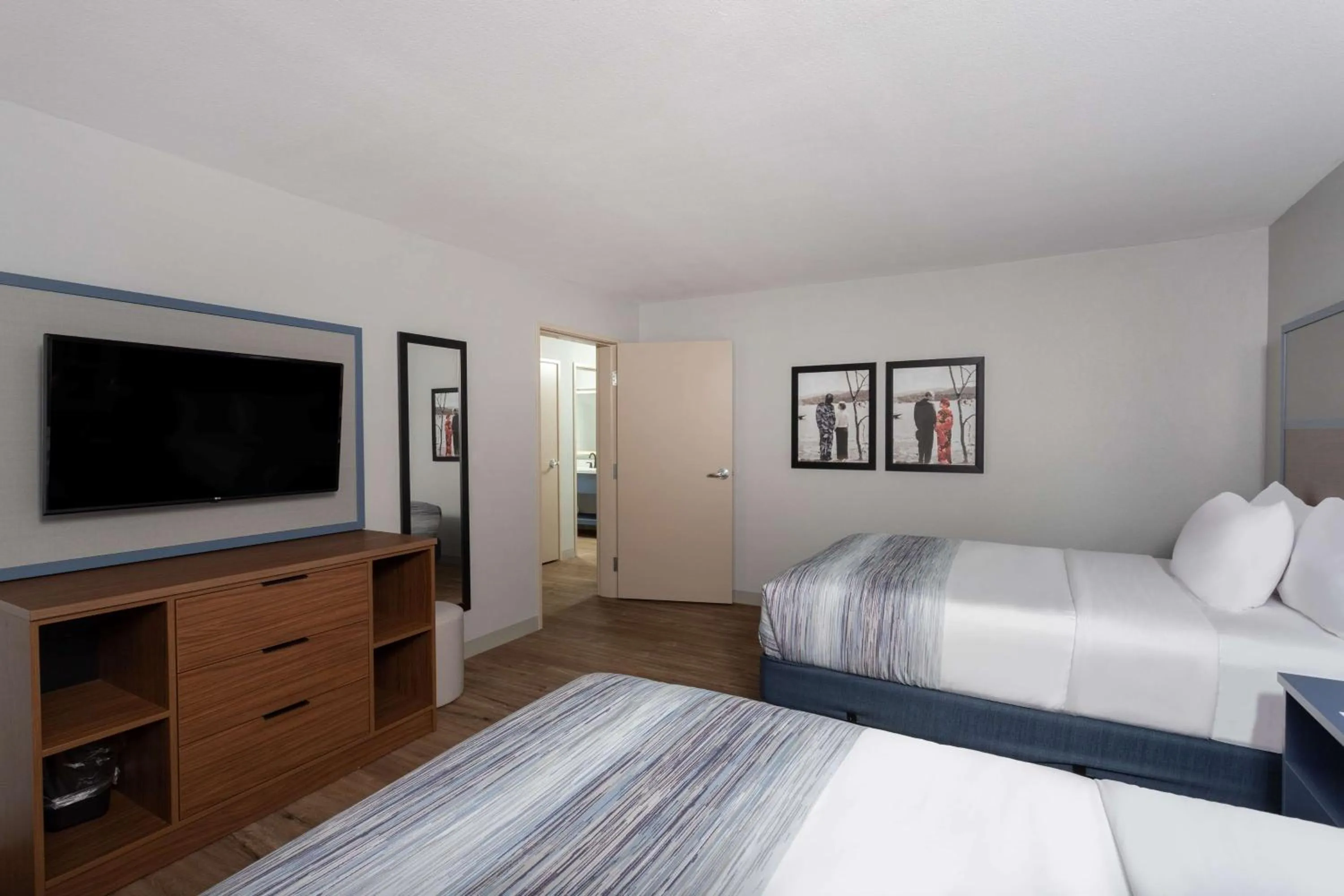 One-Bedroom Suite with Two Queen Beds - Non-Smoking in AmericInn by Wyndham San Angelo