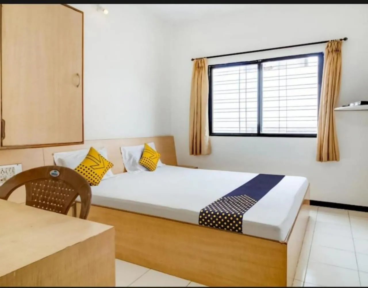 Deluxe Double Ac Room - single occupancy in Hotel Rahi
