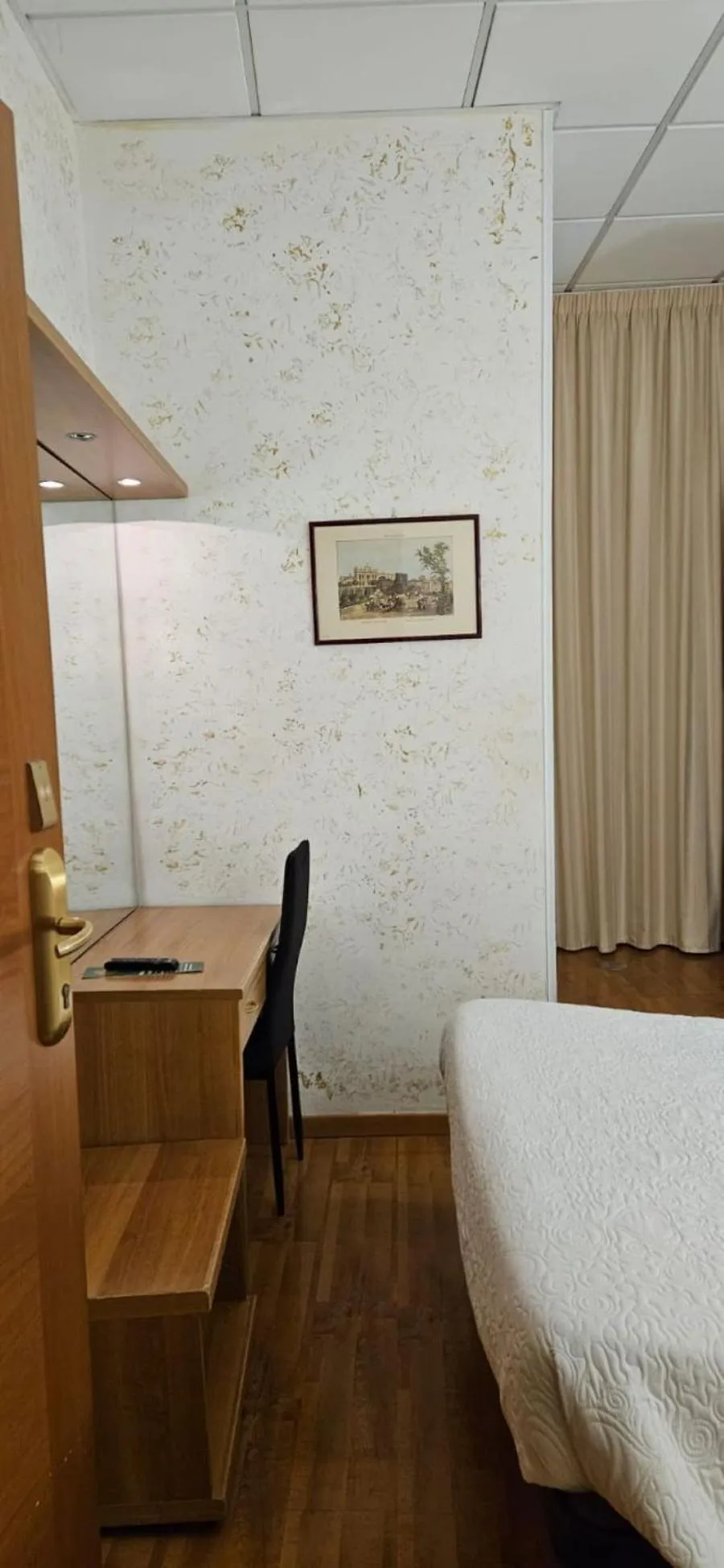 Double Room - single occupancy in Hotel Julia