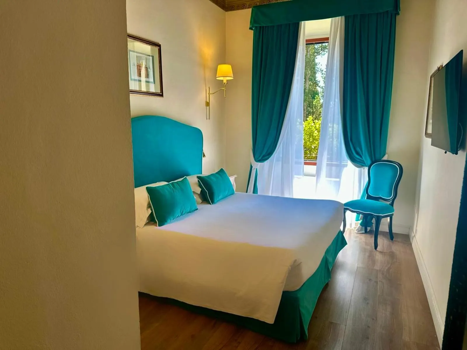 Junior Suite - single occupancy in FH55 Hotel Villa Fiesole