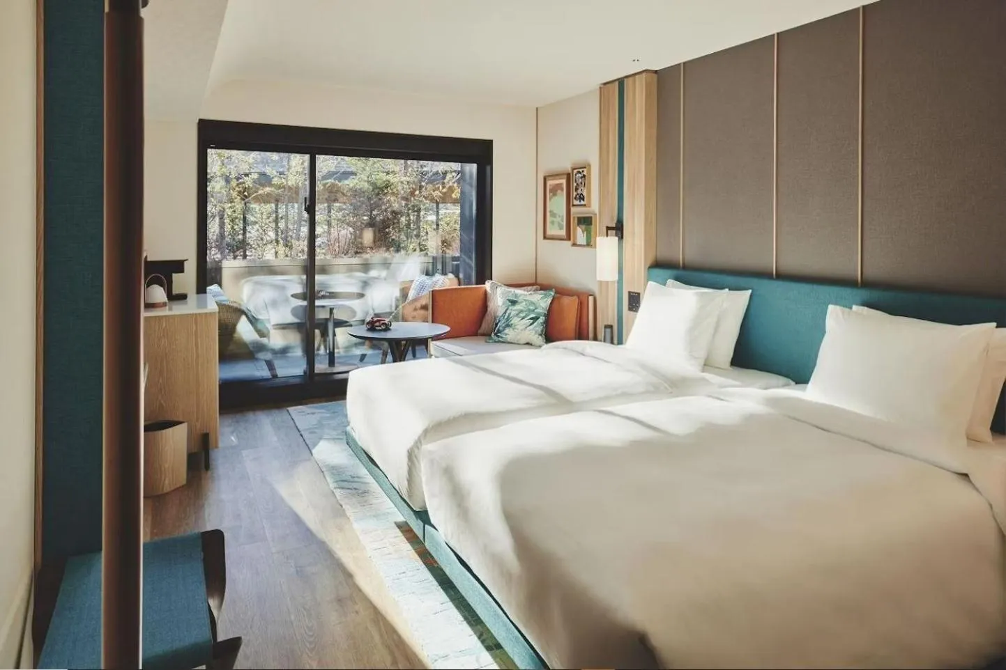 Standard Twin Room with Garden View in Hotel Indigo Karuizawa