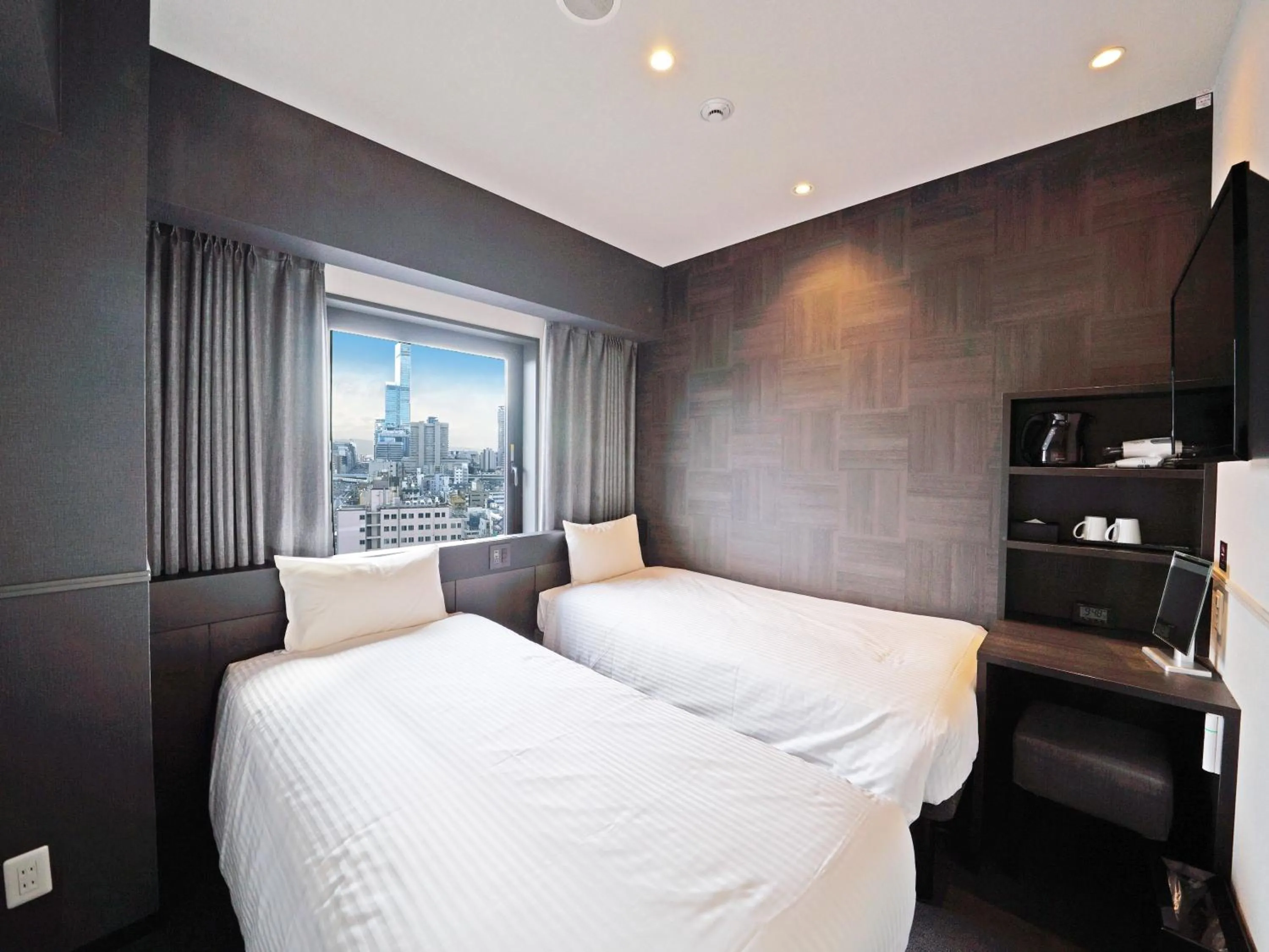 Compact Twin Room - Non-Smoking in CHISUN STANDARD Osaka Shin-Imamiya