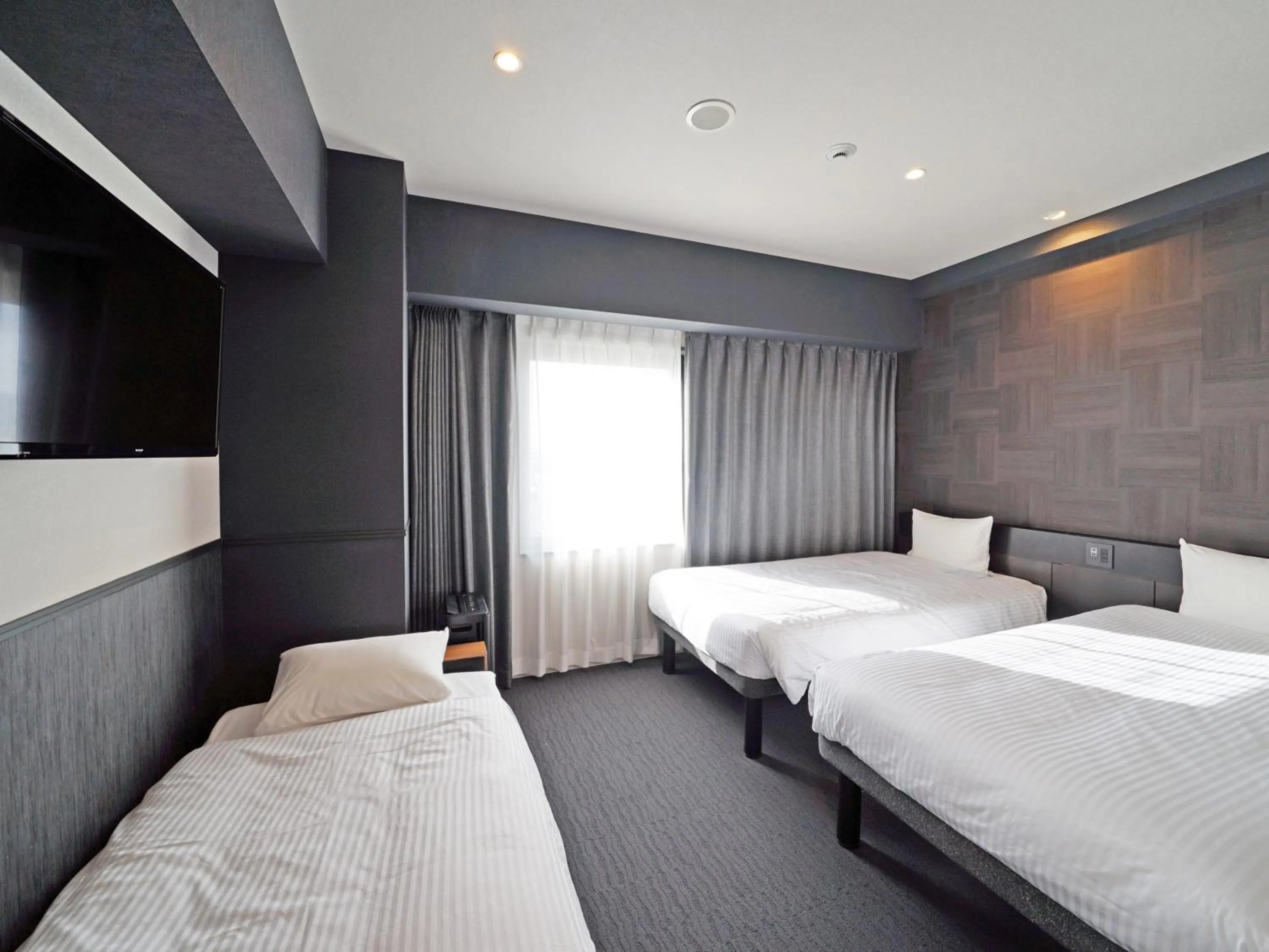 Superior Twin Room - Non-Smoking in CHISUN STANDARD Osaka Shin-Imamiya