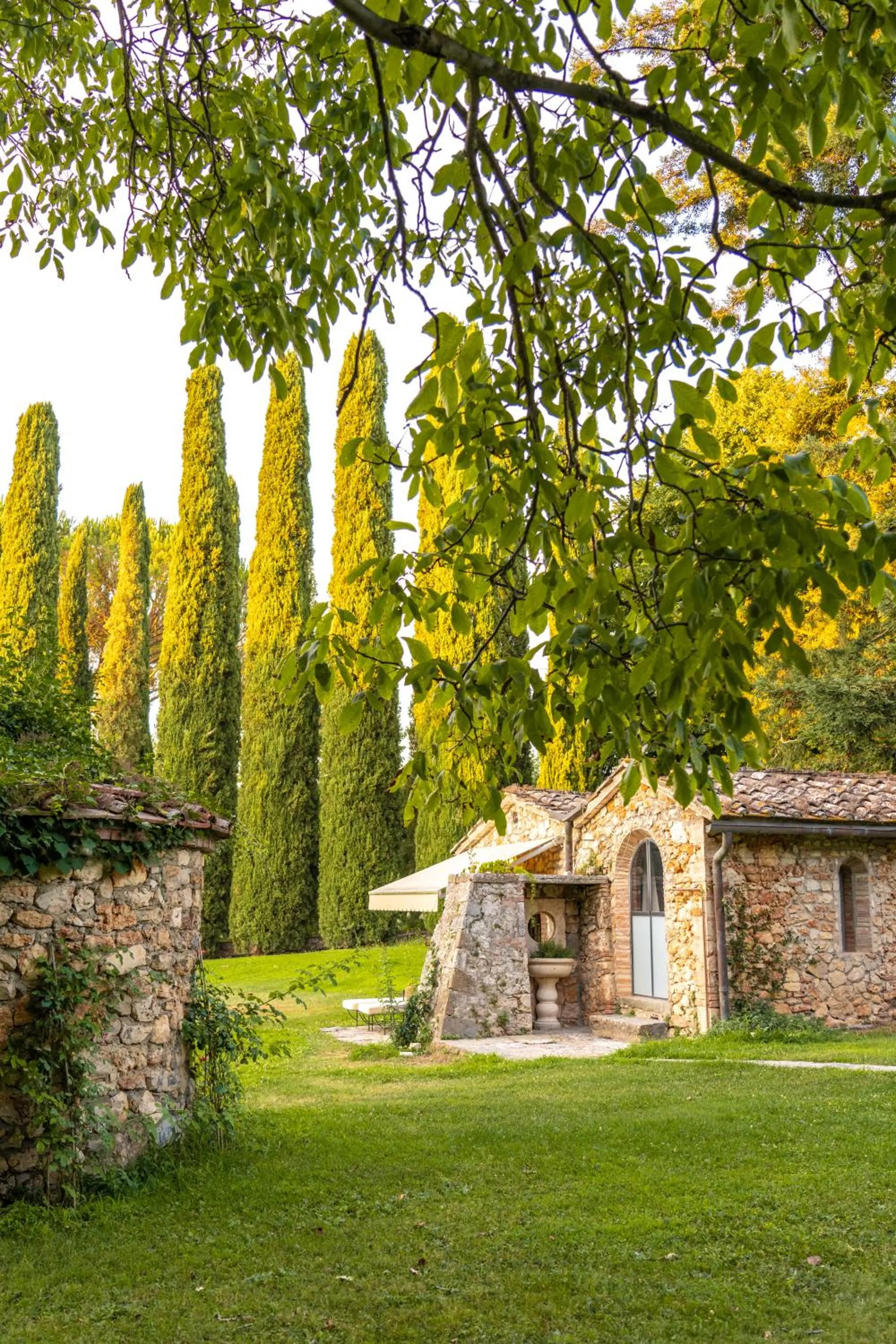 Suite with Spa Bath in Borgo San Luigi