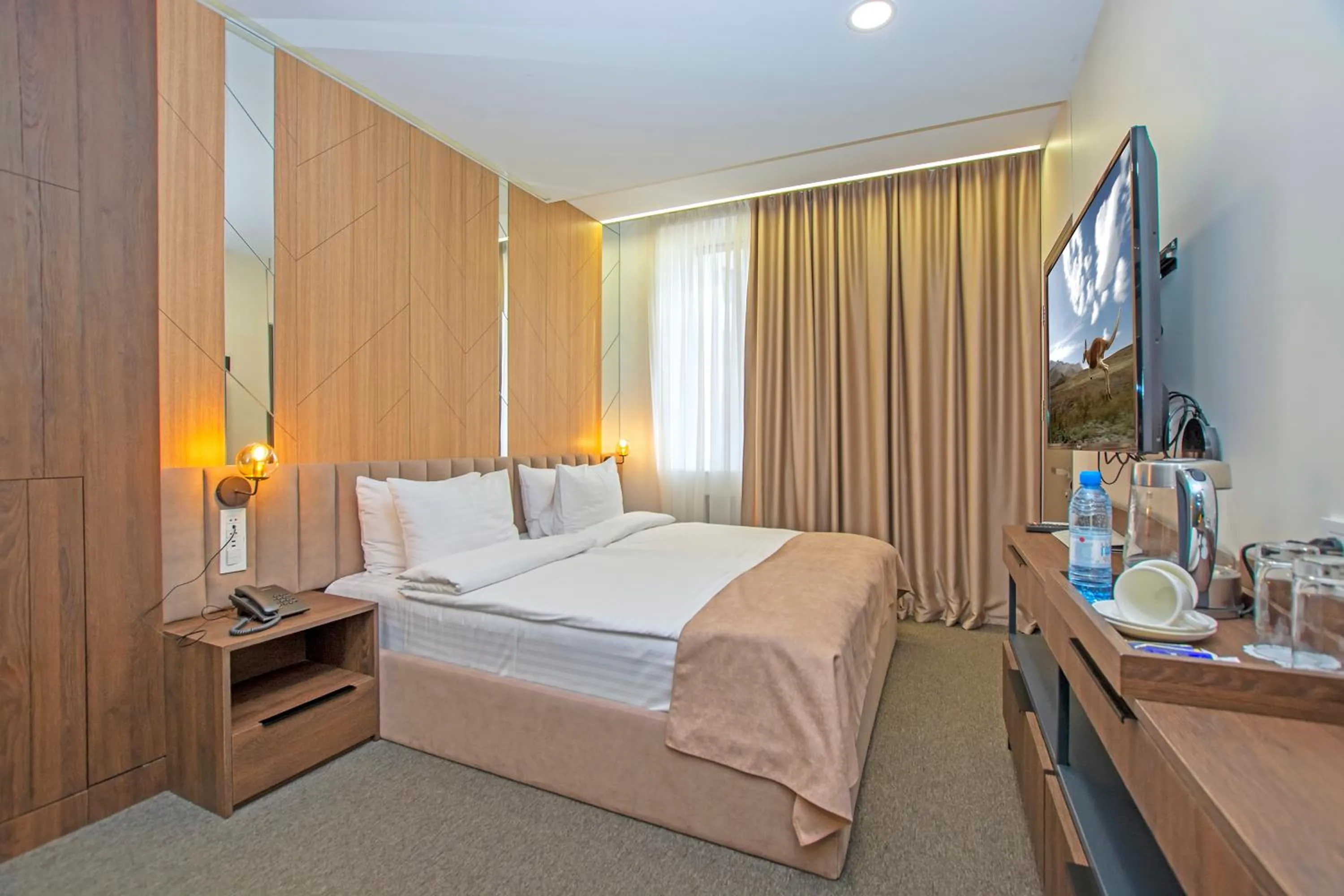 Deluxe Double Room - single occupancy in Cartez by Horizon Hotels, Yerevan