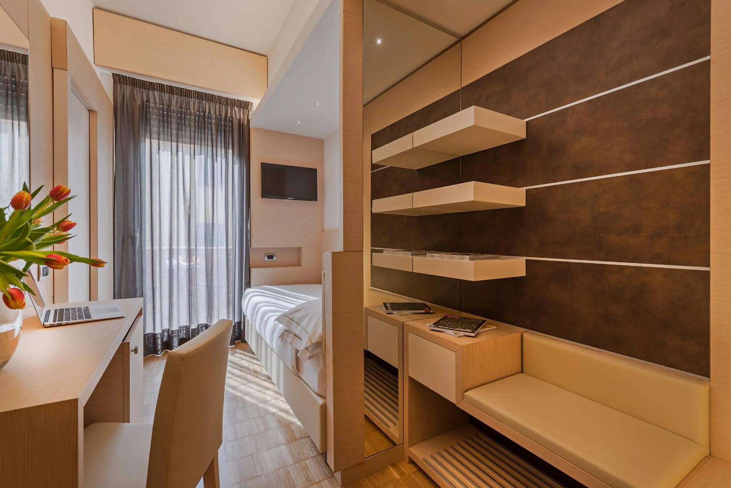Single Room in Hotel Ariston