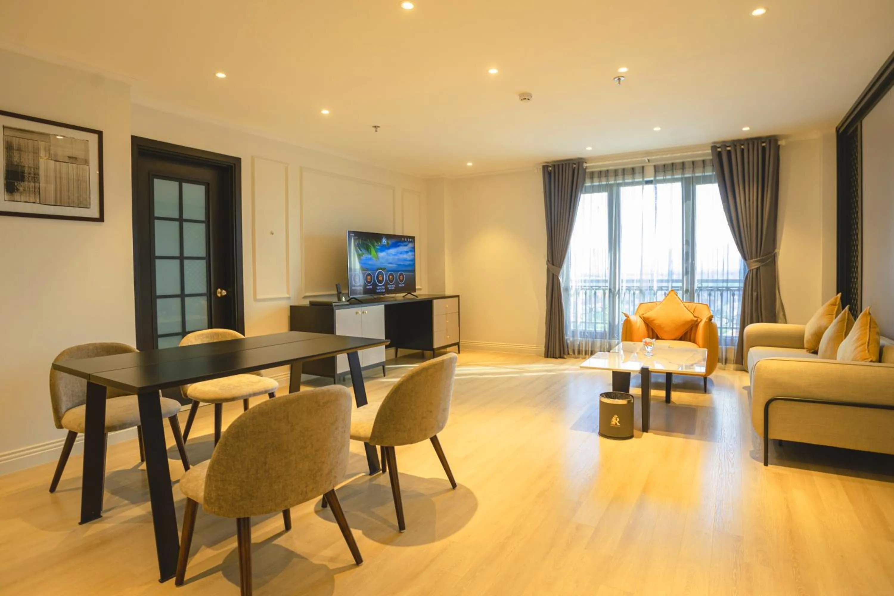 Two-Bedroom Apartment in Rex Quang Binh Hotel