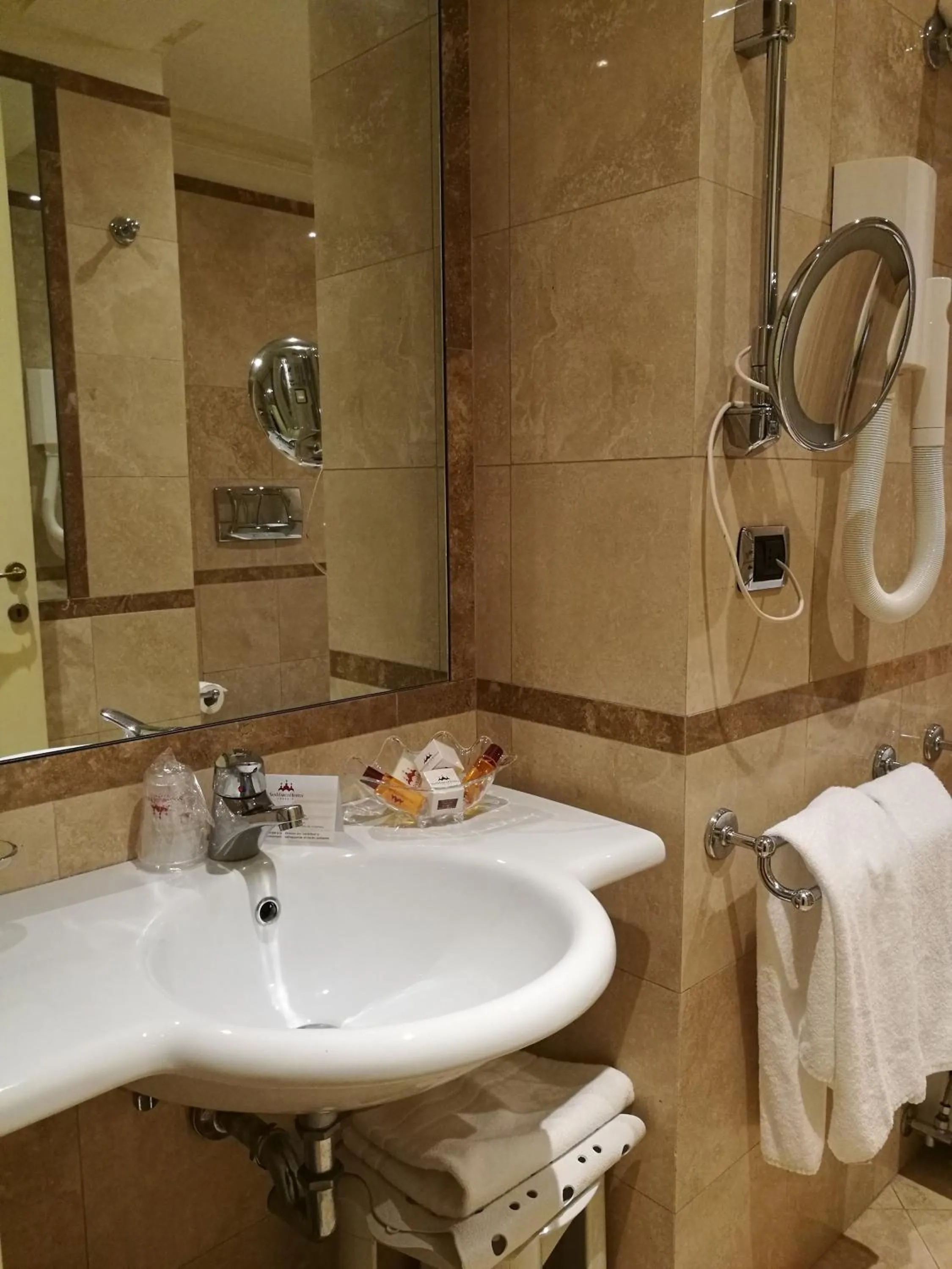 Family Suite (5 Adults) in Suites Torre Dell'Orologio