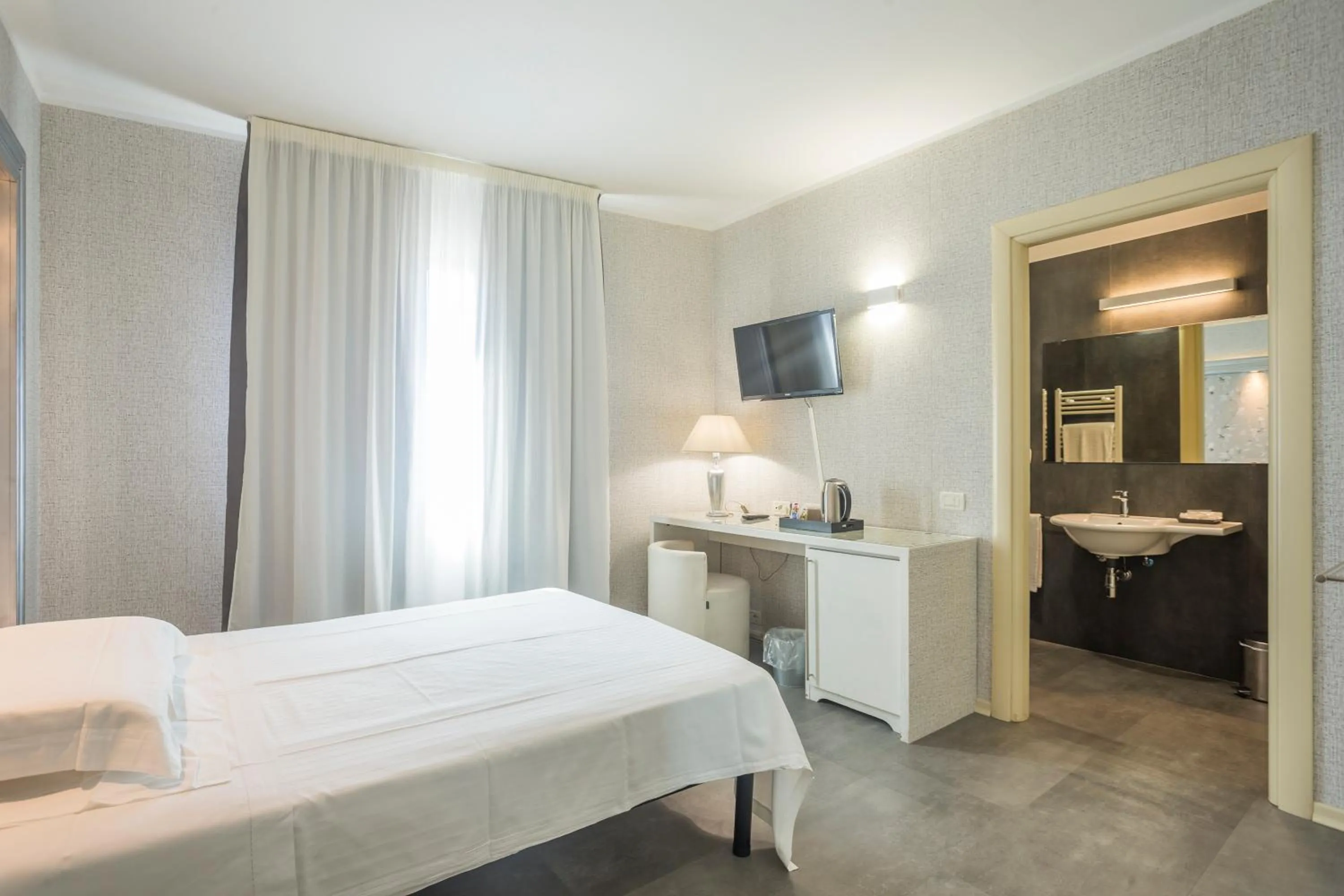 Single Room in Hotel Repubblica Marinara