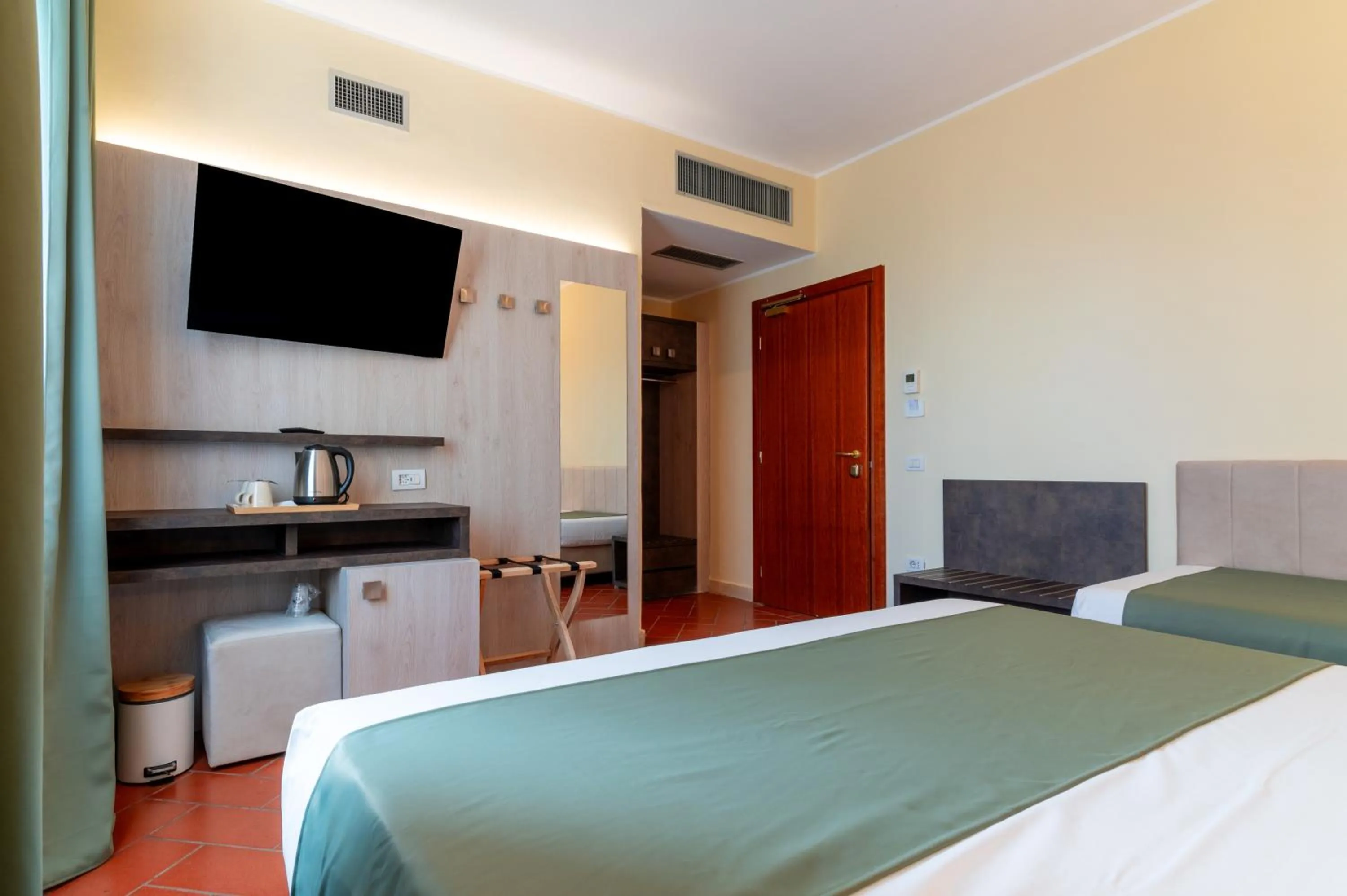 Double or Twin Room - Disability Access in Villa Cesi Resort & Spa