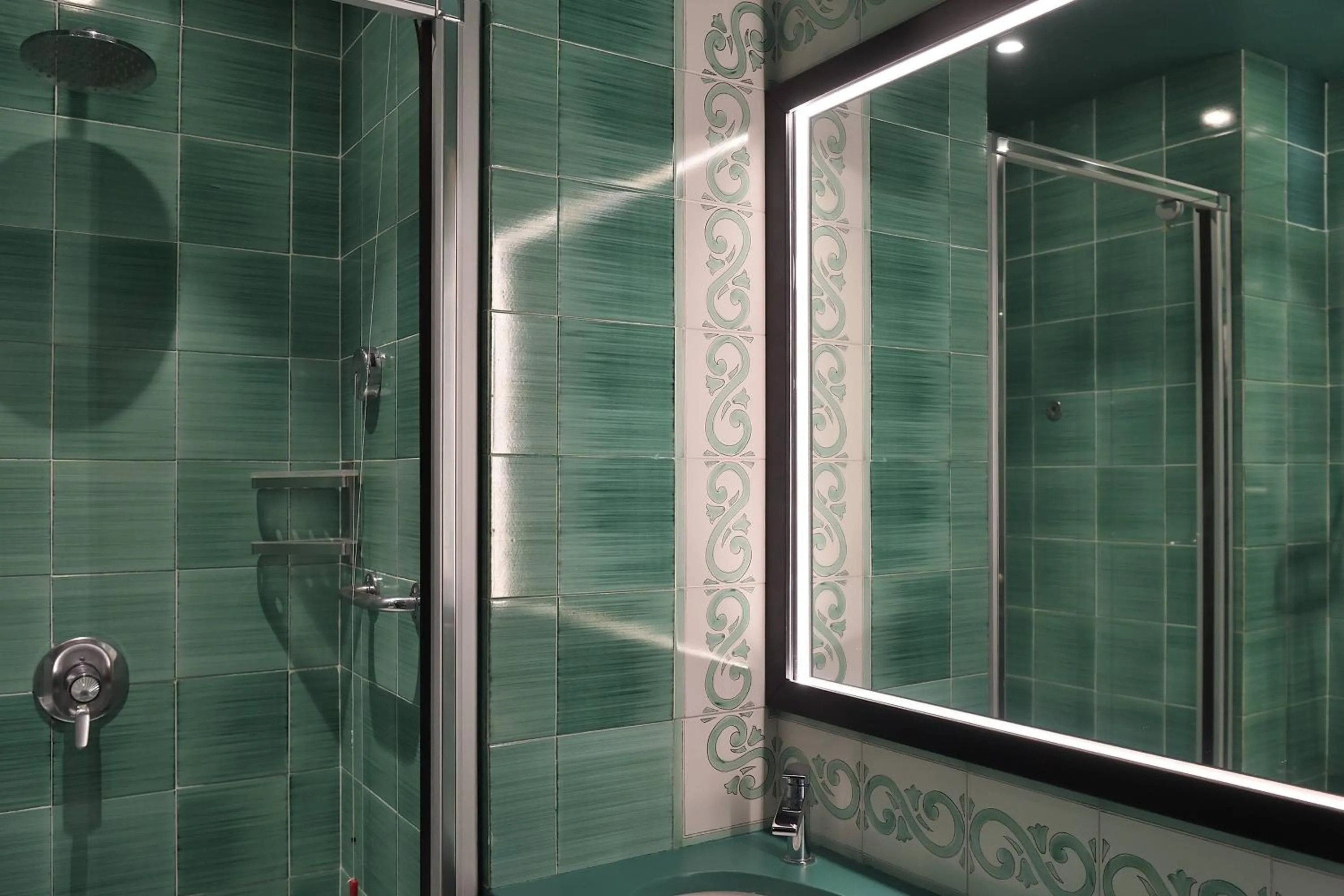 Deluxe Double or Twin Room with Sea View in Hotel Royal Positano