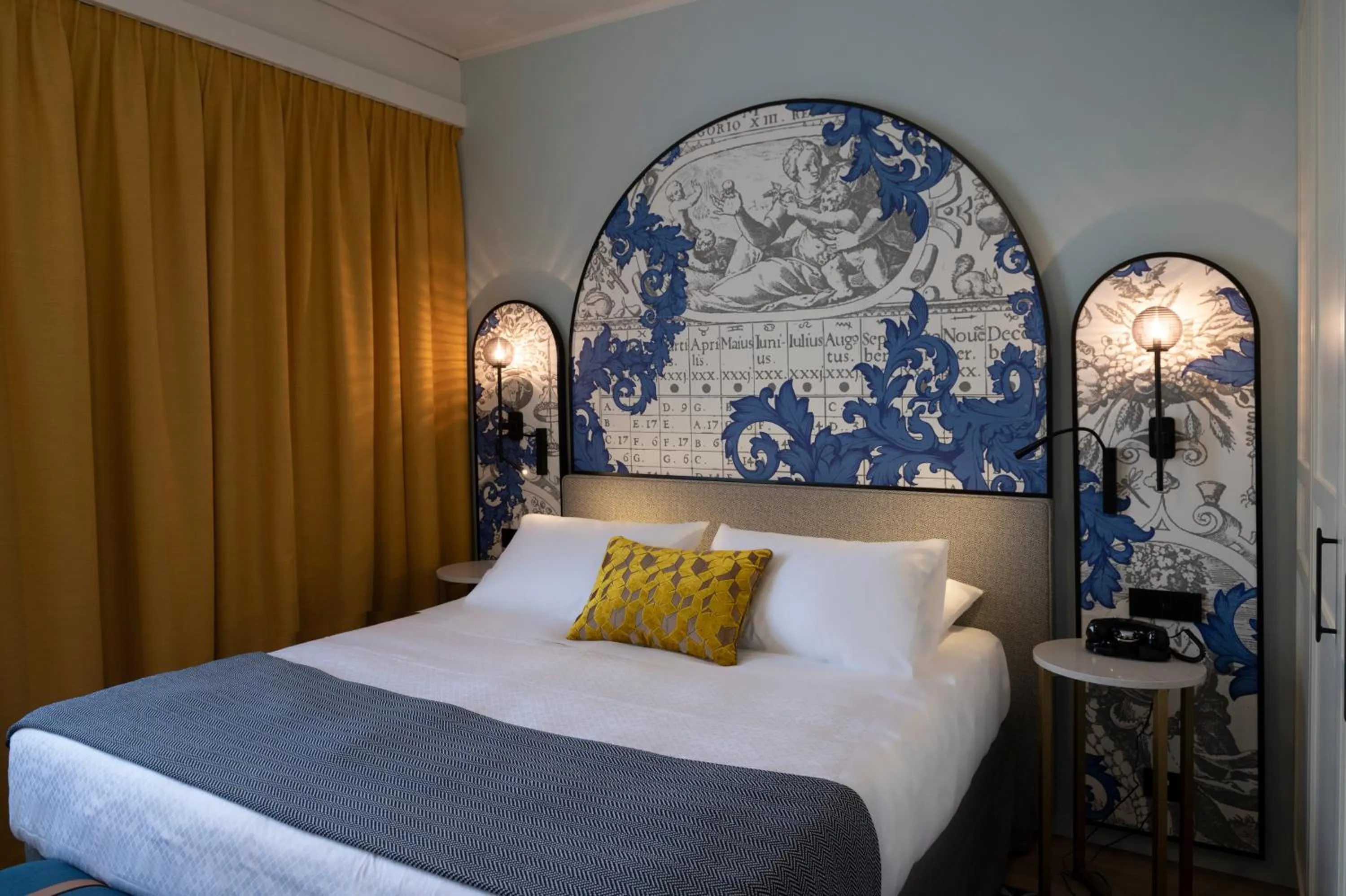 Small Double Room in Hotel Indigo Florence by IHG