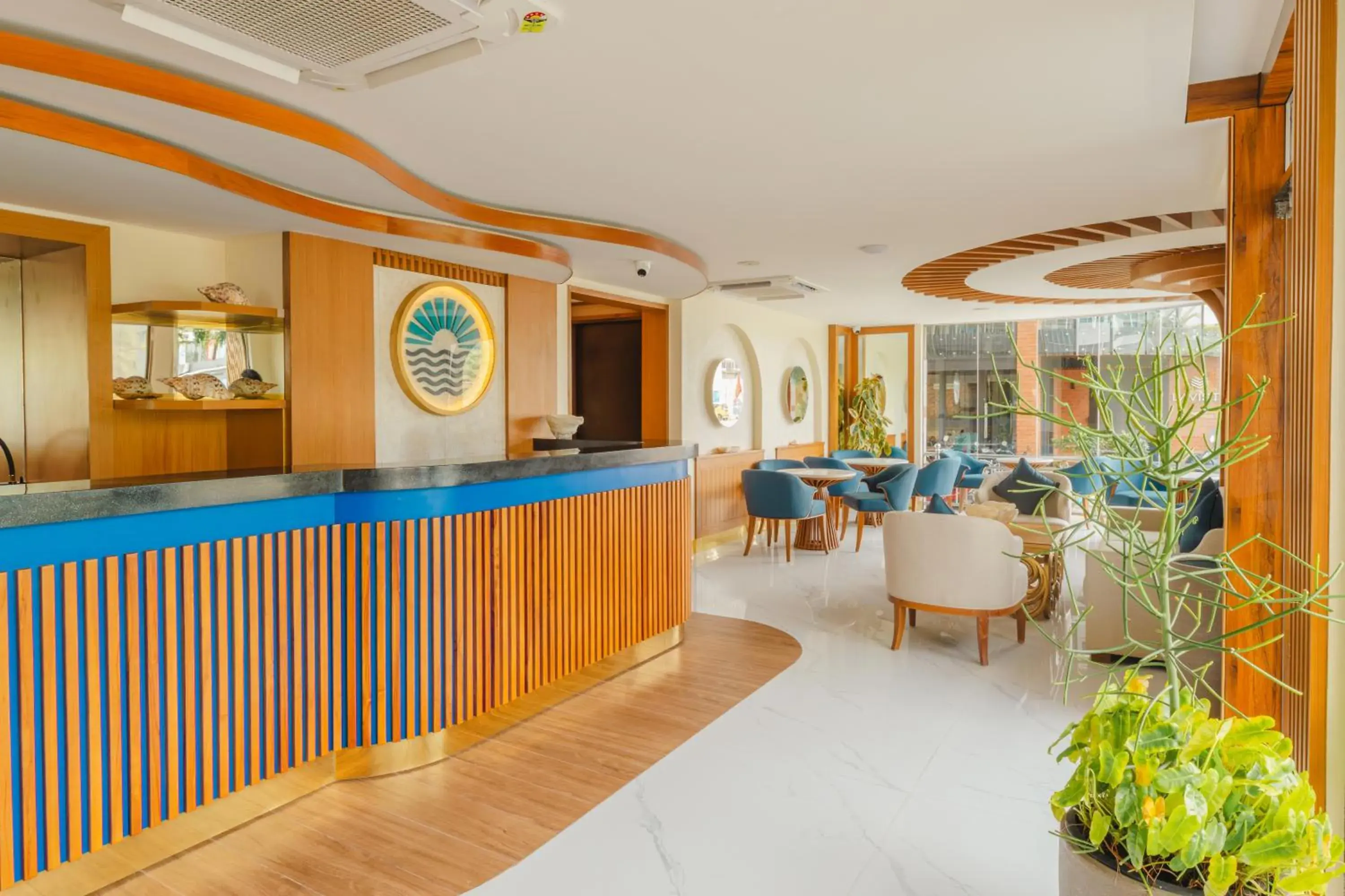 UMET Seaview Hotel with Free Airport Pick up and Drop T&C Apply UMET Seaview Hotel with Free Airport Pick up and Drop T&C Apply