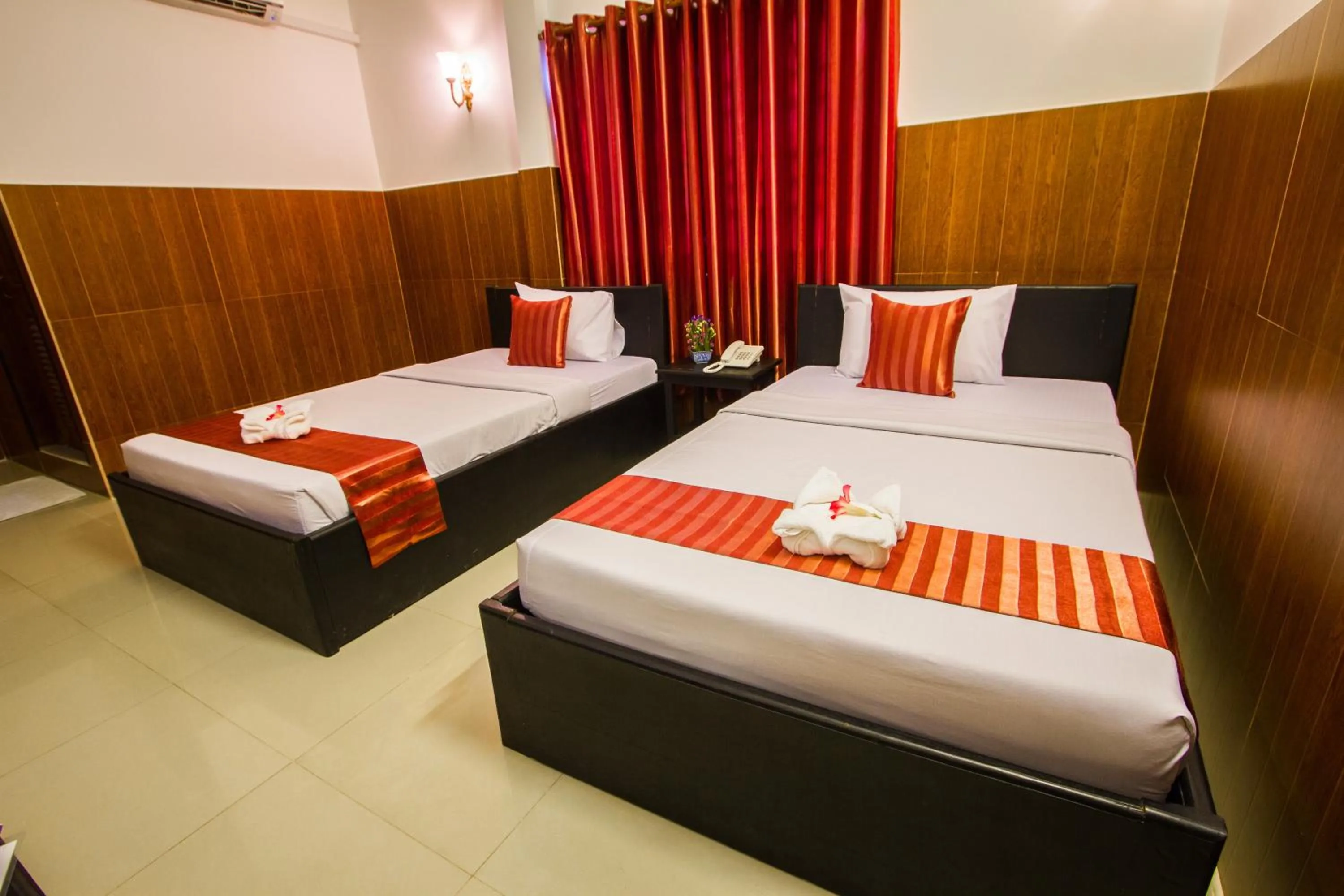 Twin Room with Air-Conditioning in Botoum Hotel