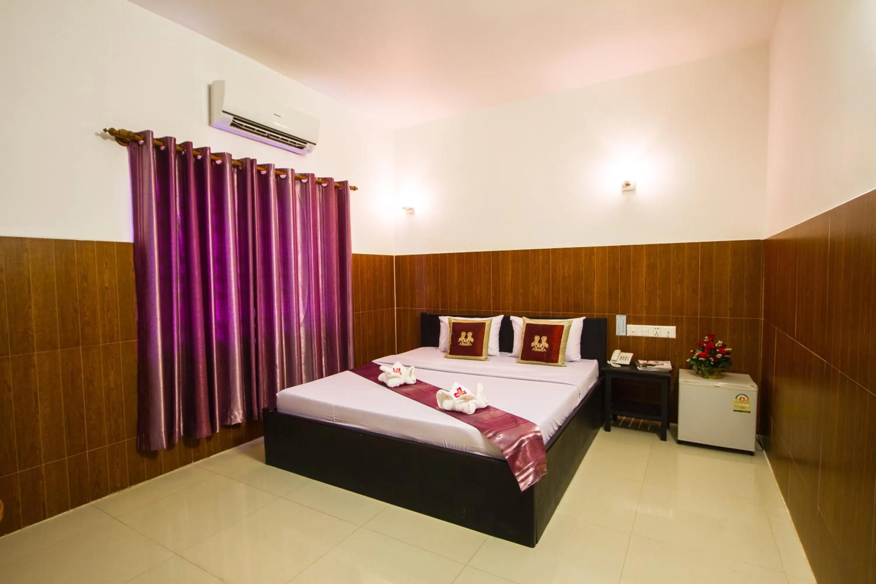 Double Room with Air-Conditioning in Botoum Hotel