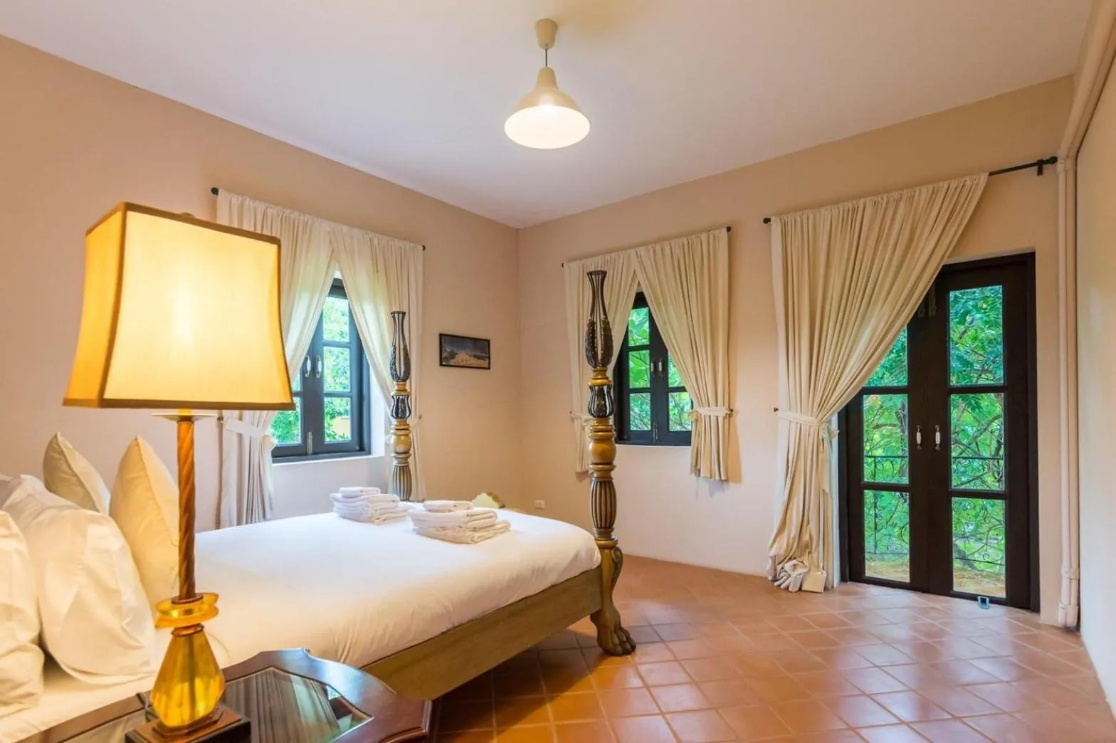 Suite with Balcony in Villa Malinee Khao Yai 6 Bedrooms Italian Private Villa