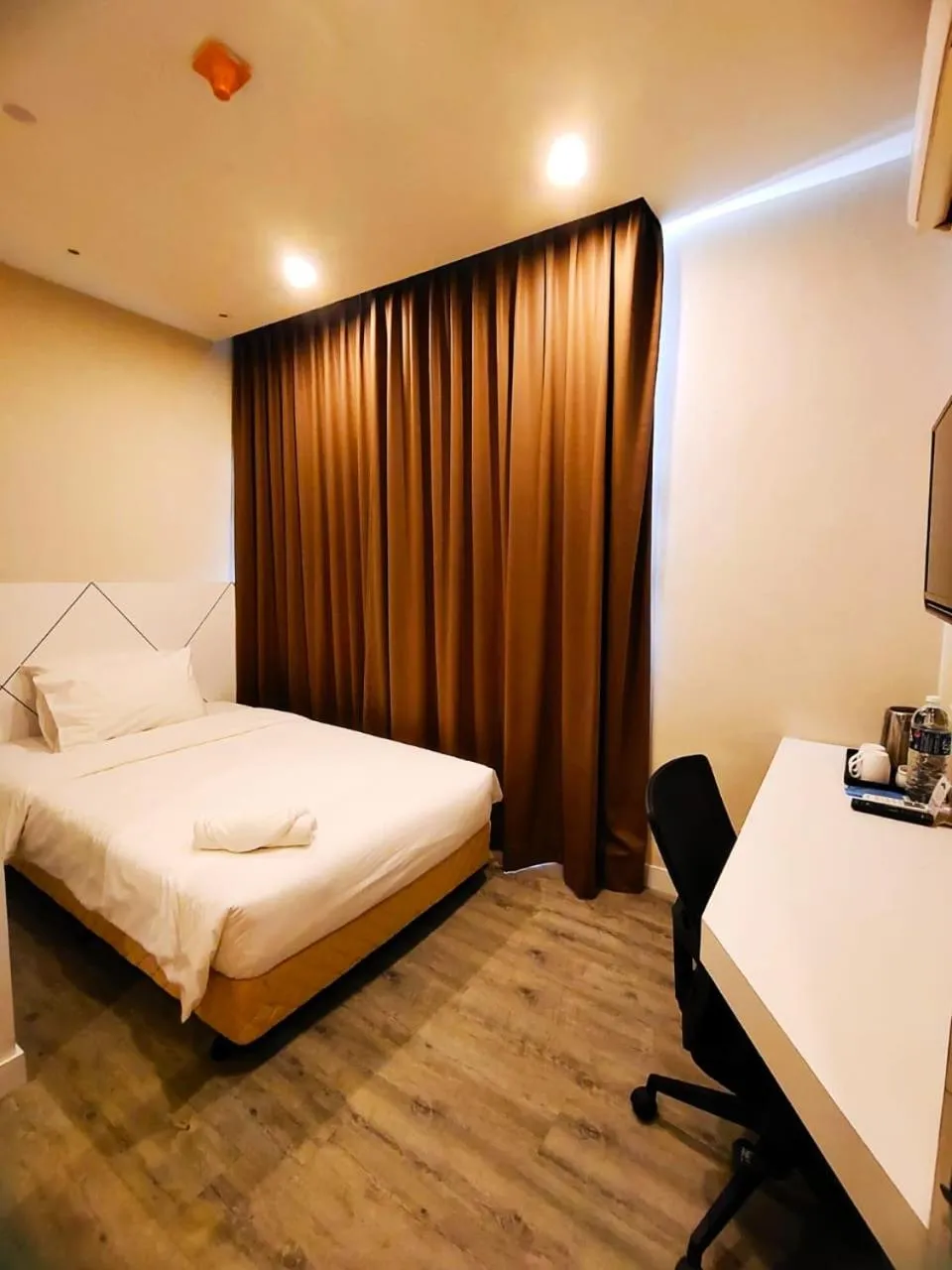 Superior Single Room - single occupancy in CAPITAL EXPRESS
