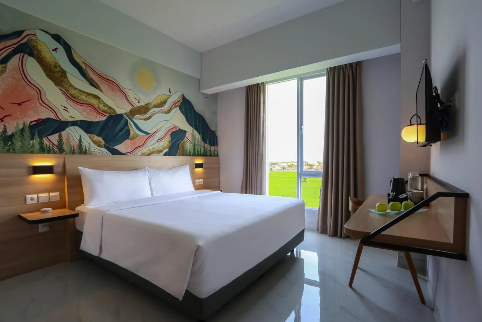 Double Room with Balcony in favehotel Pamanukan