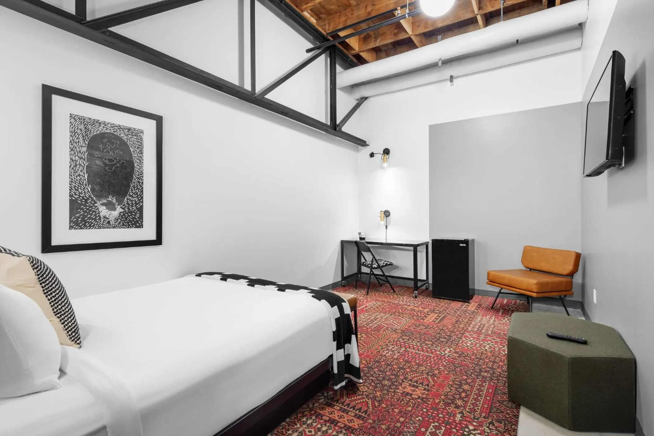 Deluxe Queen Studio  in evo Hotel Salt Lake City